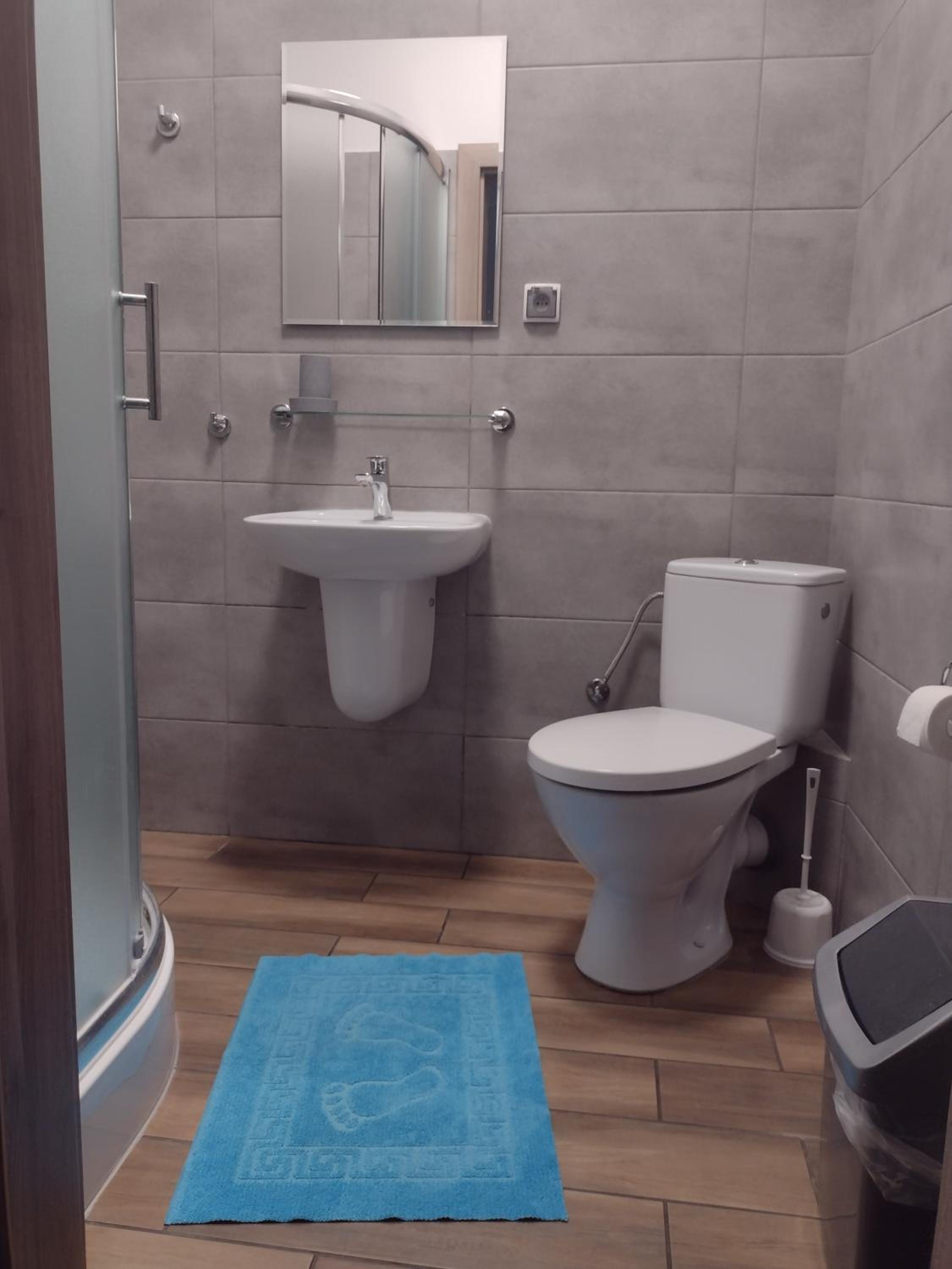 Double Room - Photo 14