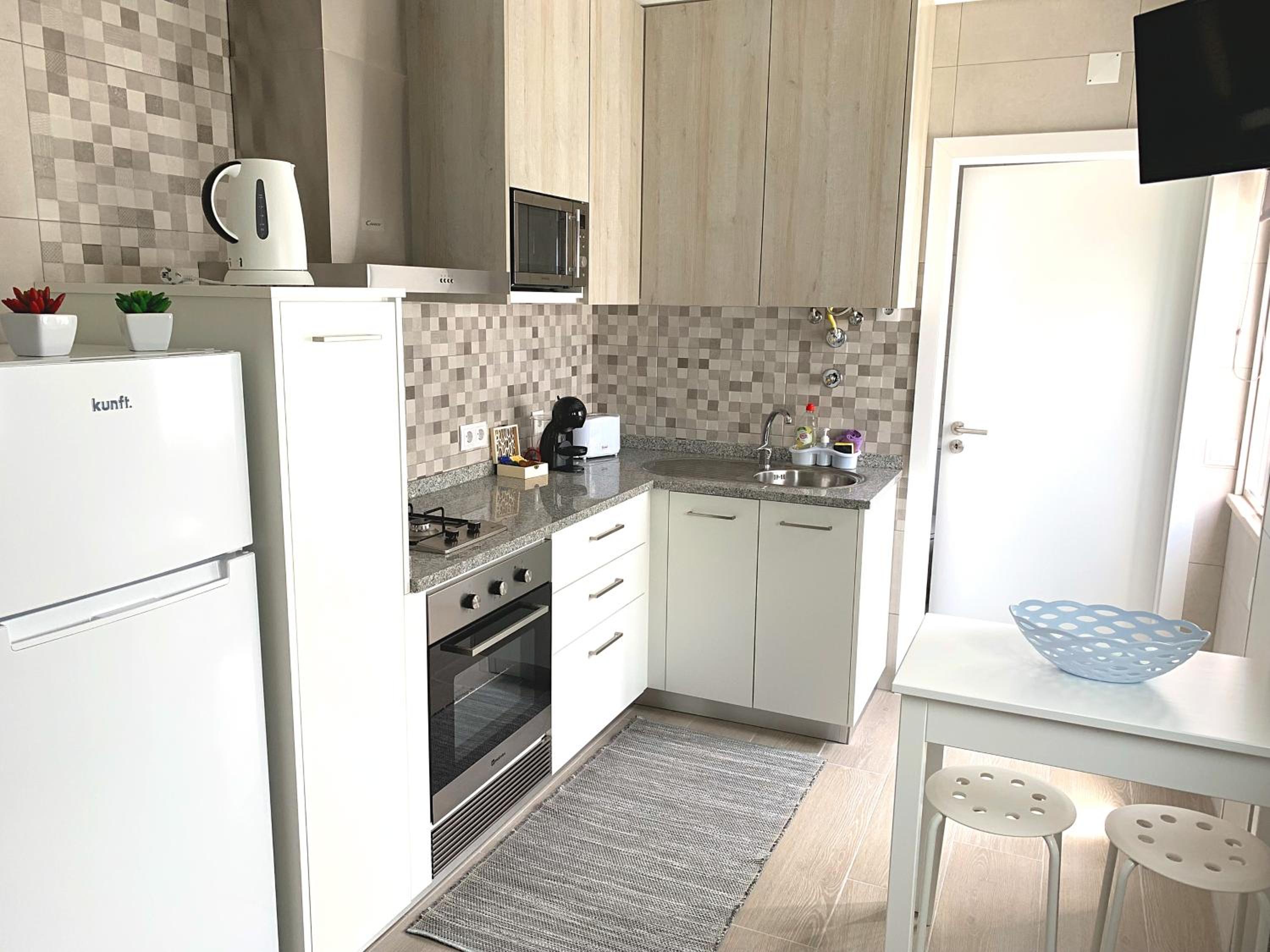 One-Bedroom House - Photo 63