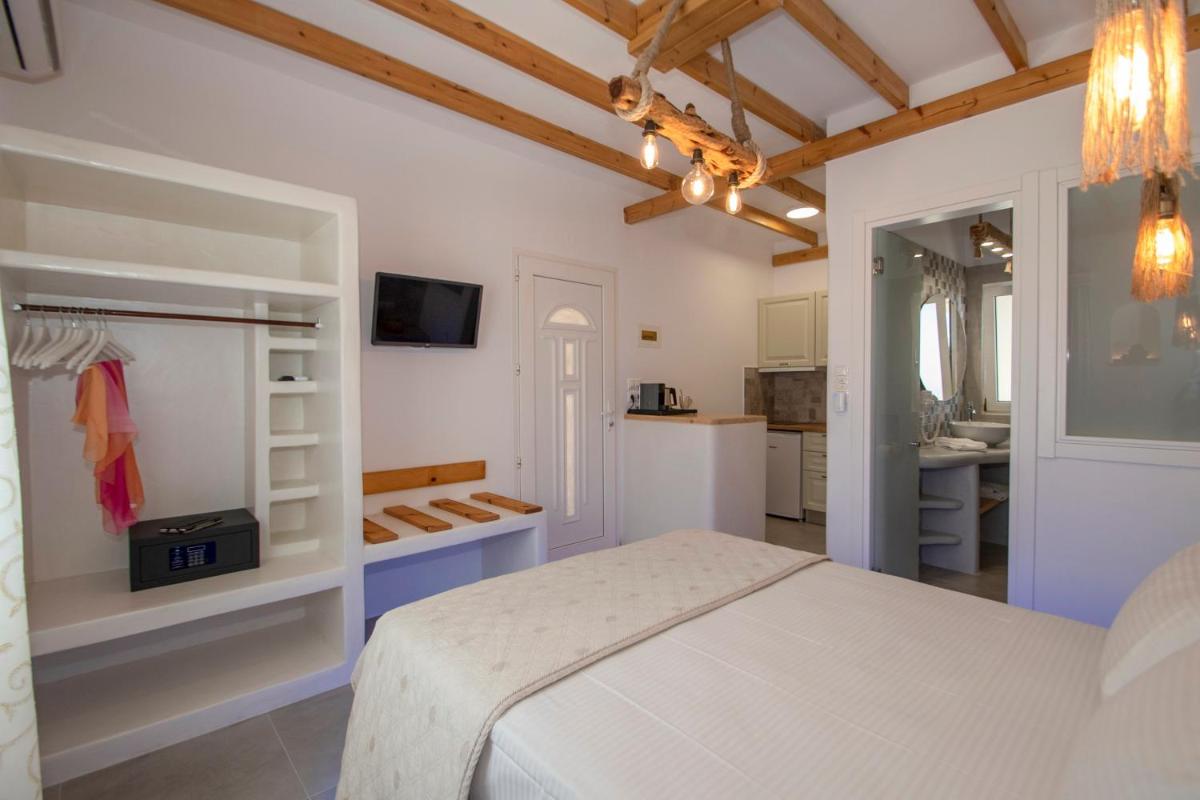 Superior Studio with Sea View (2 Adults)  photo 3