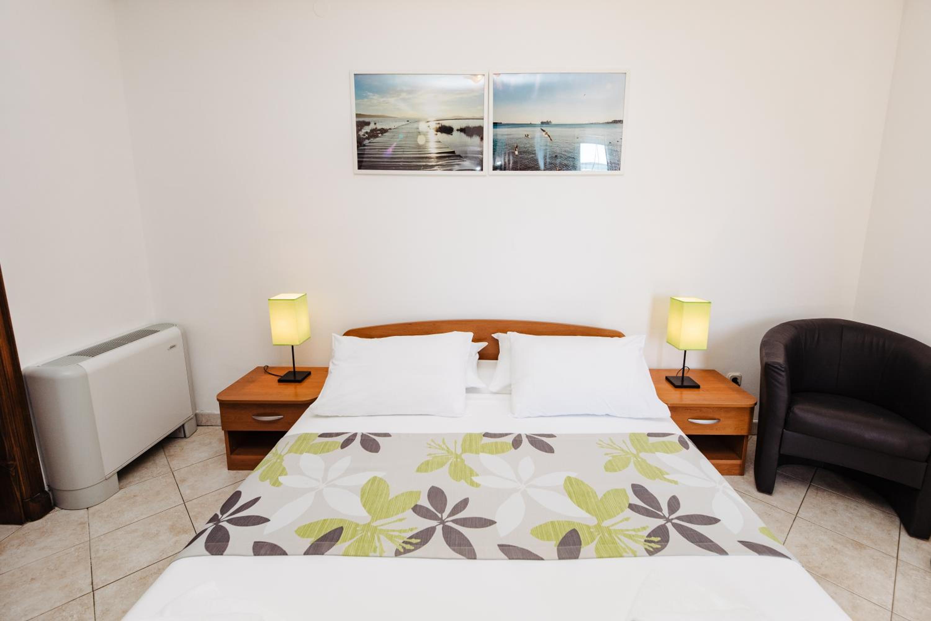 Standard Double Room with Balcony - Стандартный двухместный номер с балконом