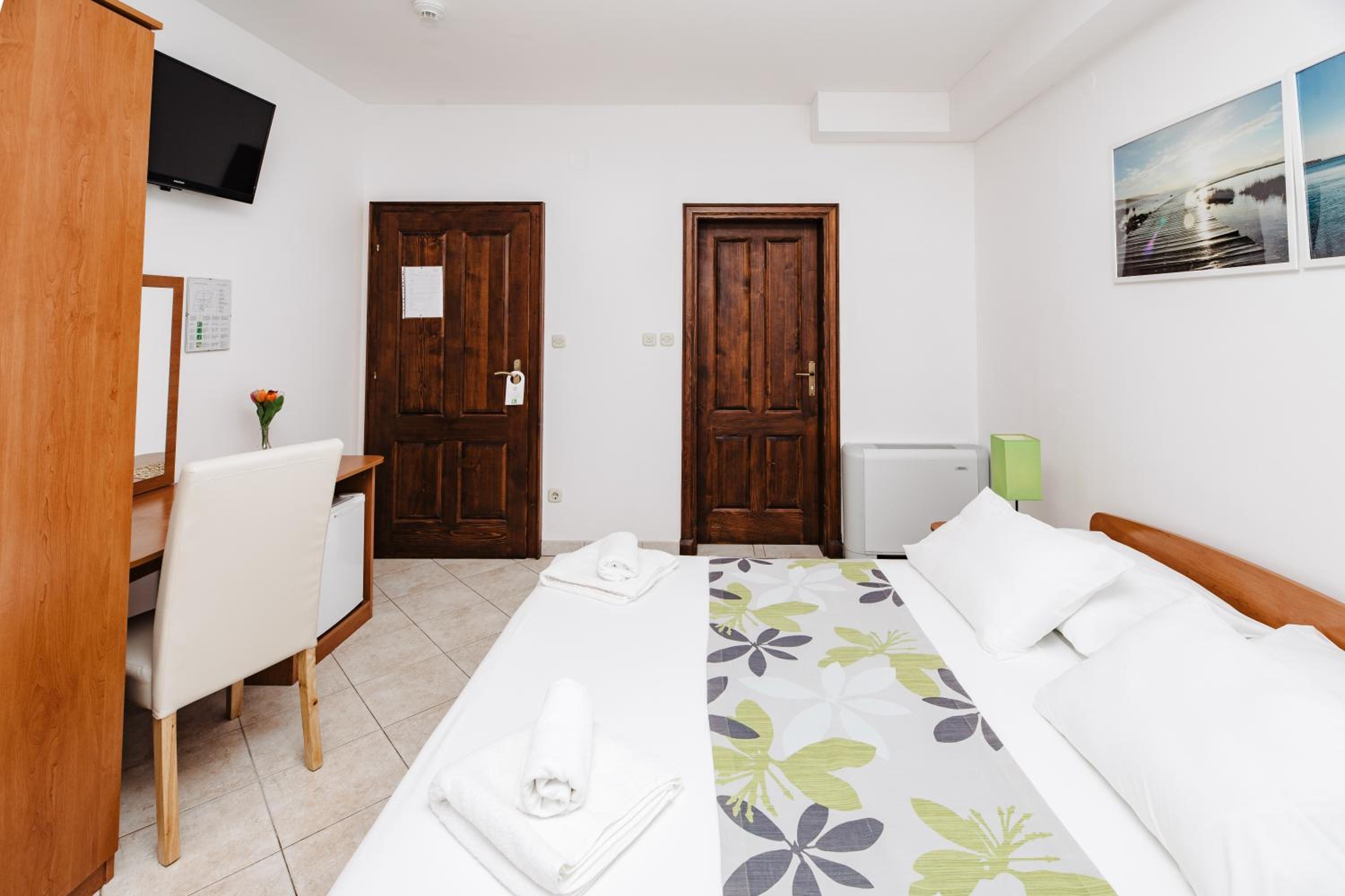 Standard Double Room With Balcony photo 2