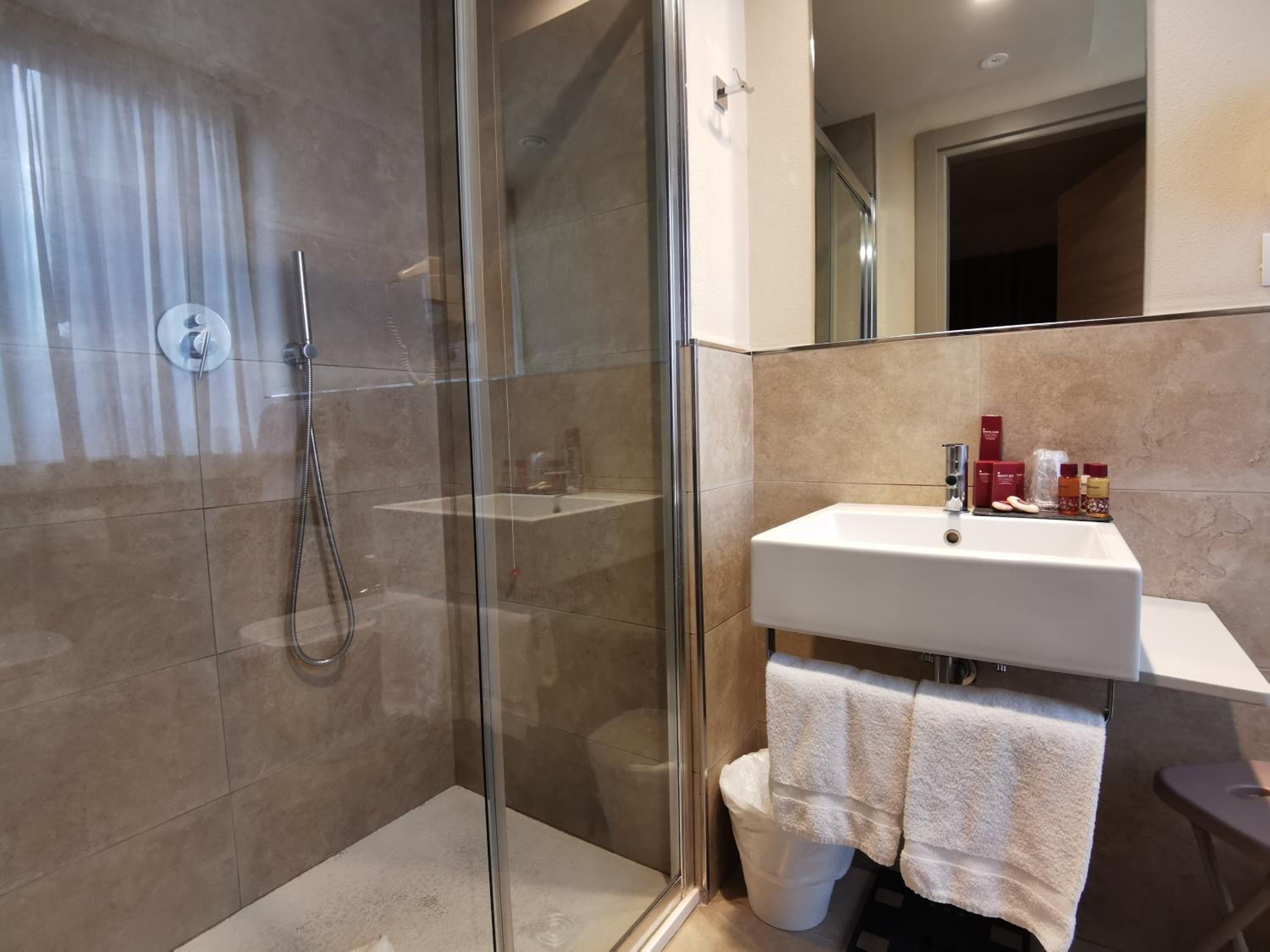 Junior Suite - Photo 8