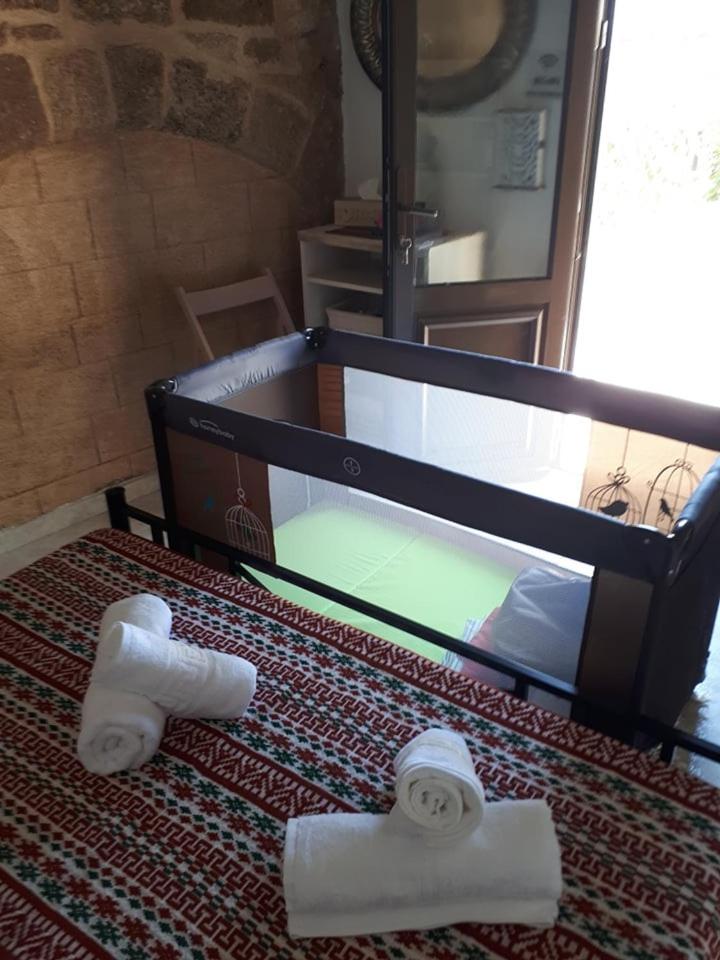 One-Bedroom Apartment - Photo 1