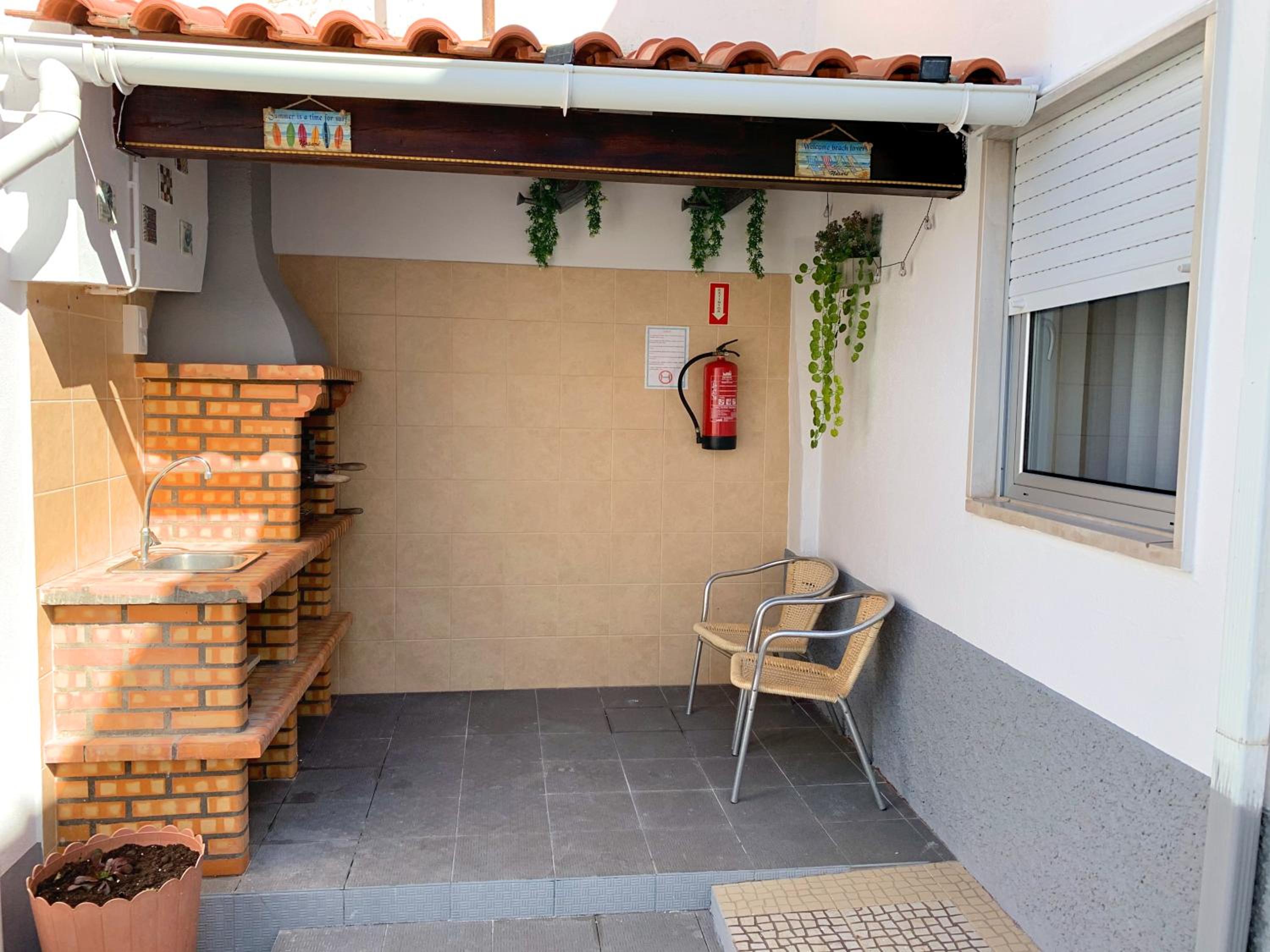 One-Bedroom House - Photo 46