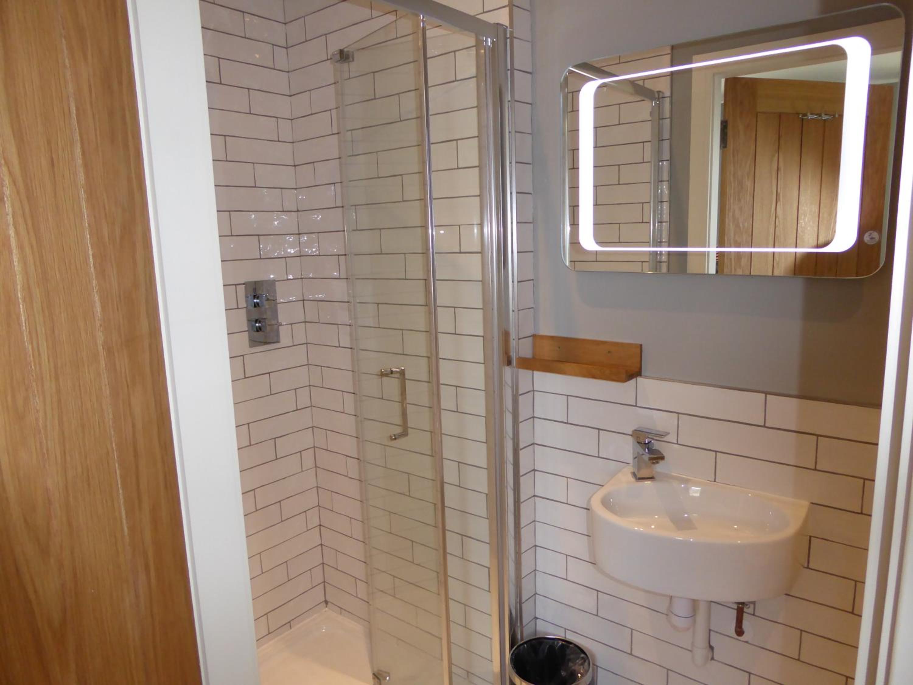 Deluxe King Room photo 2