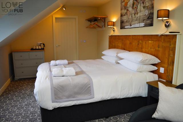 Deluxe King Room photo 1