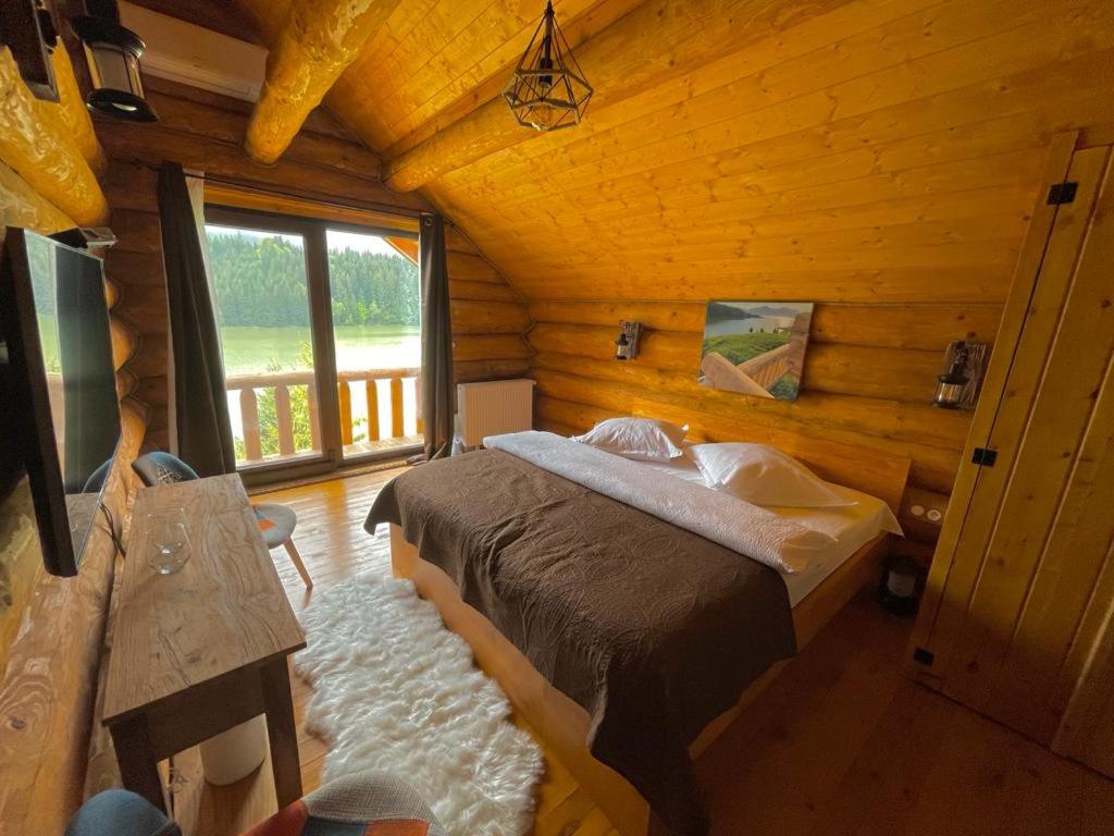 Double Room with Lake View - Photo 1