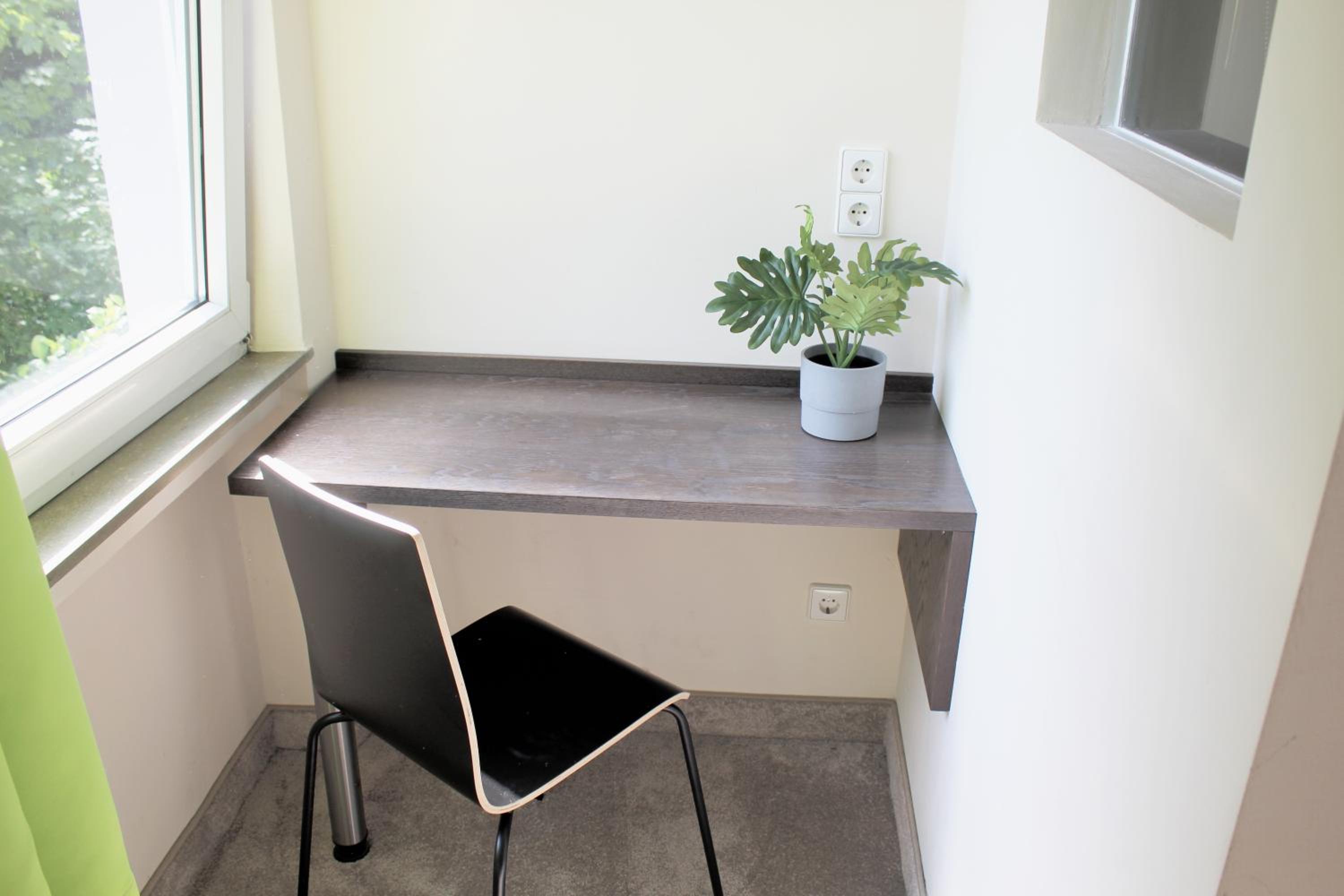 Double Room - Photo 8