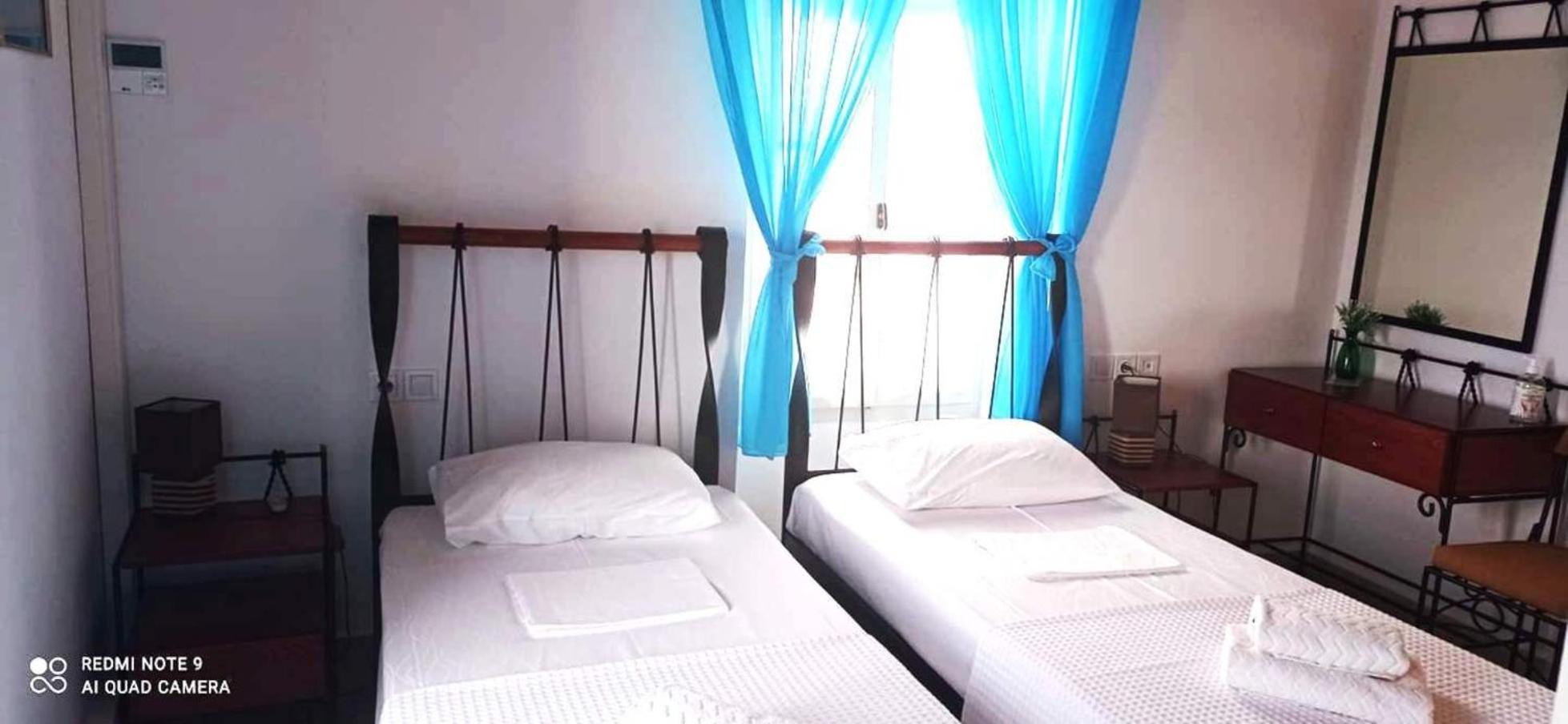 Twin Room with Private Bathroom photo 1