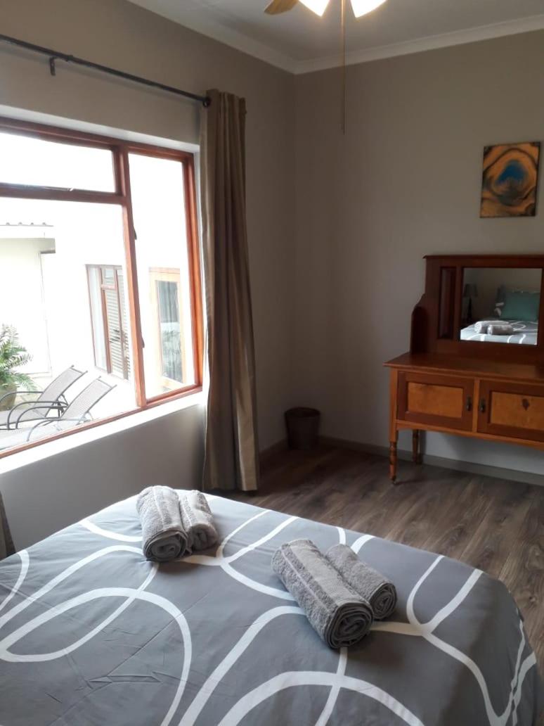 Two-Bedroom Apartment - Photo 12