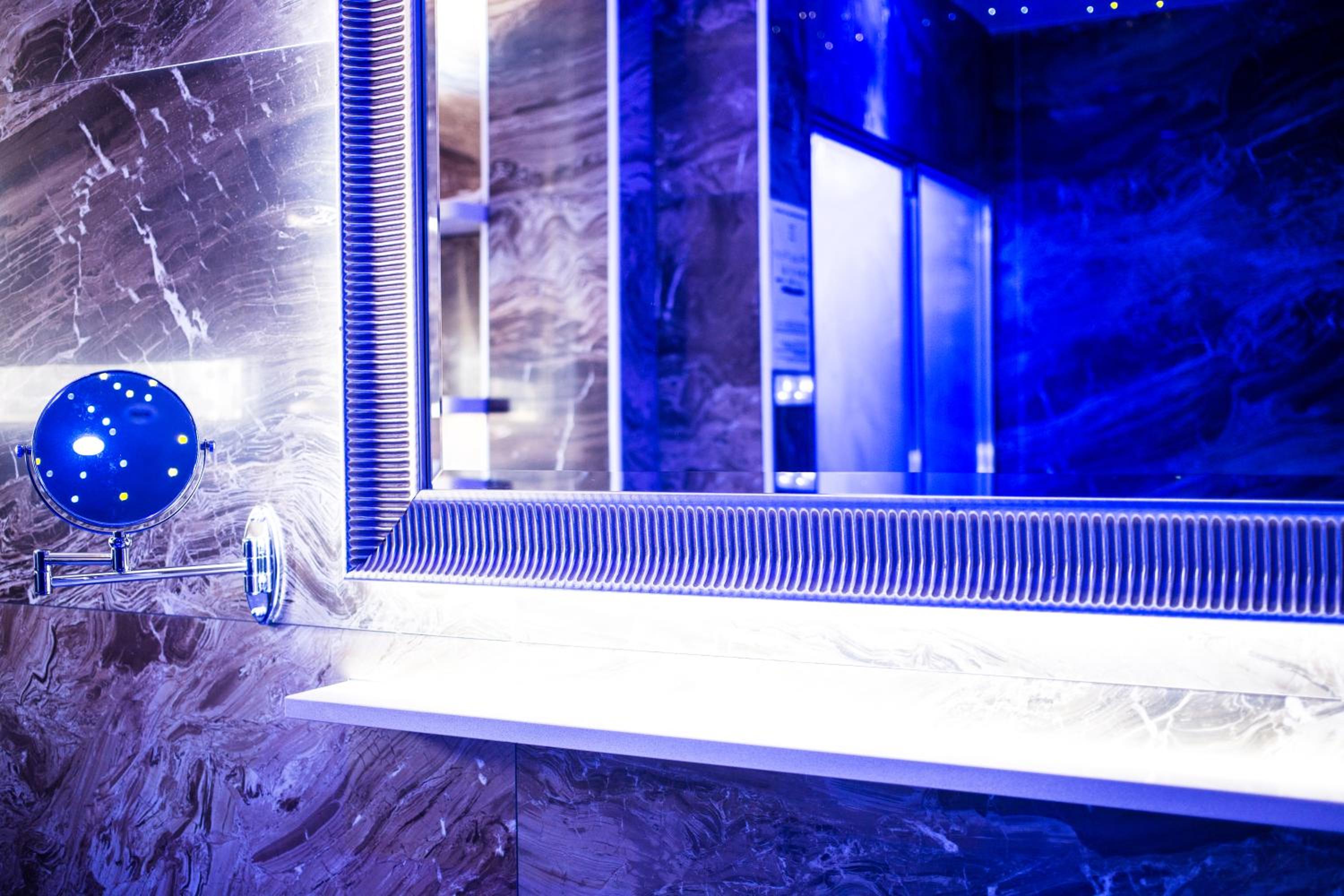 Comfort Double Room with Spa Bath - Photo 5