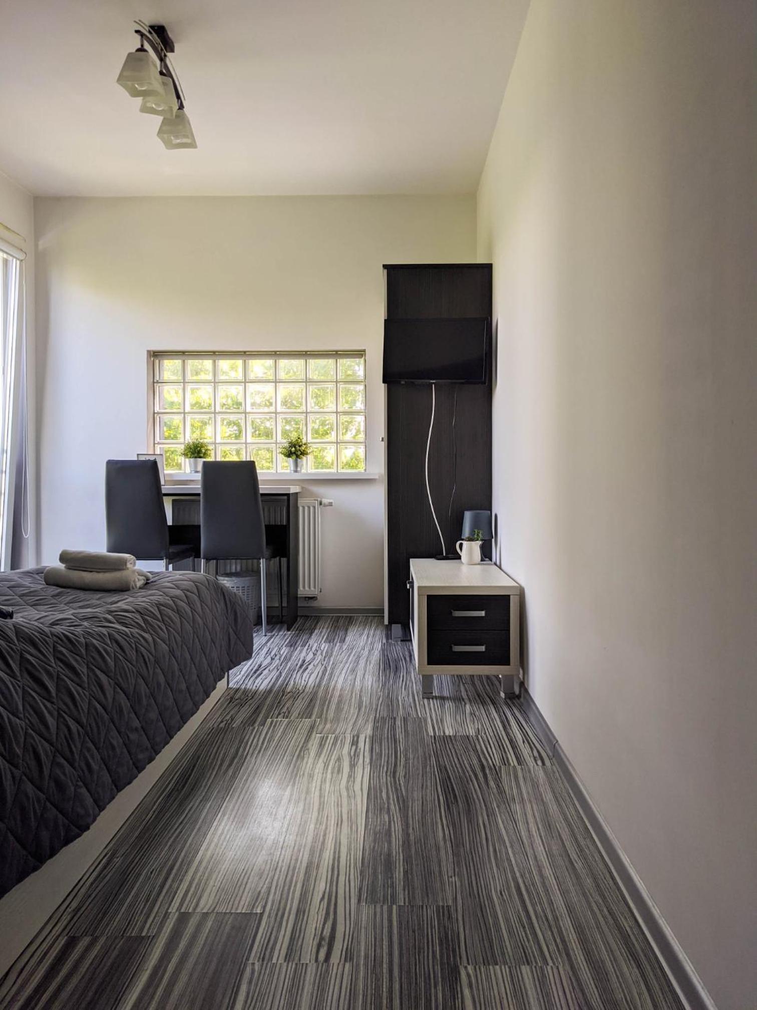 Standard Apartment - Photo 2
