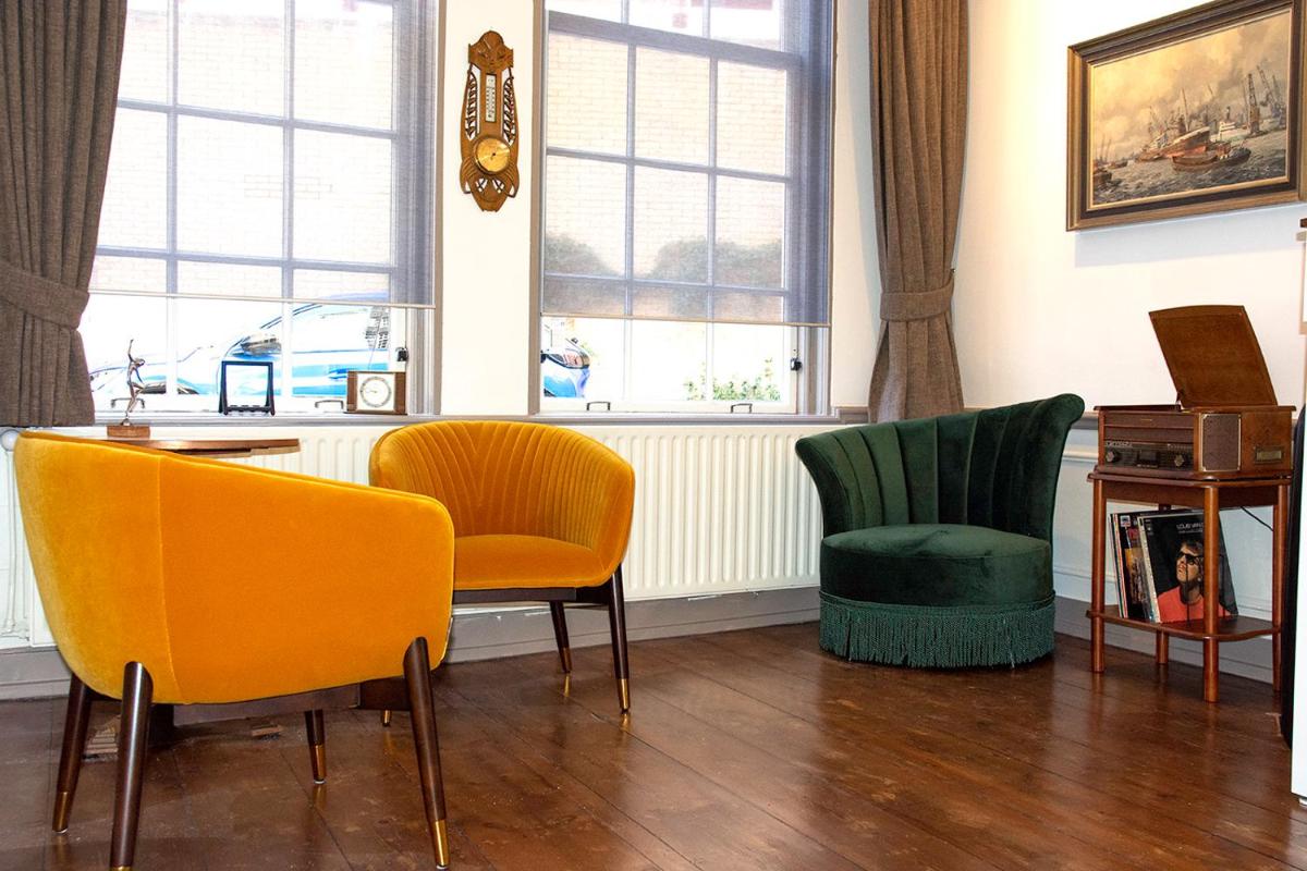 Superior King Room
