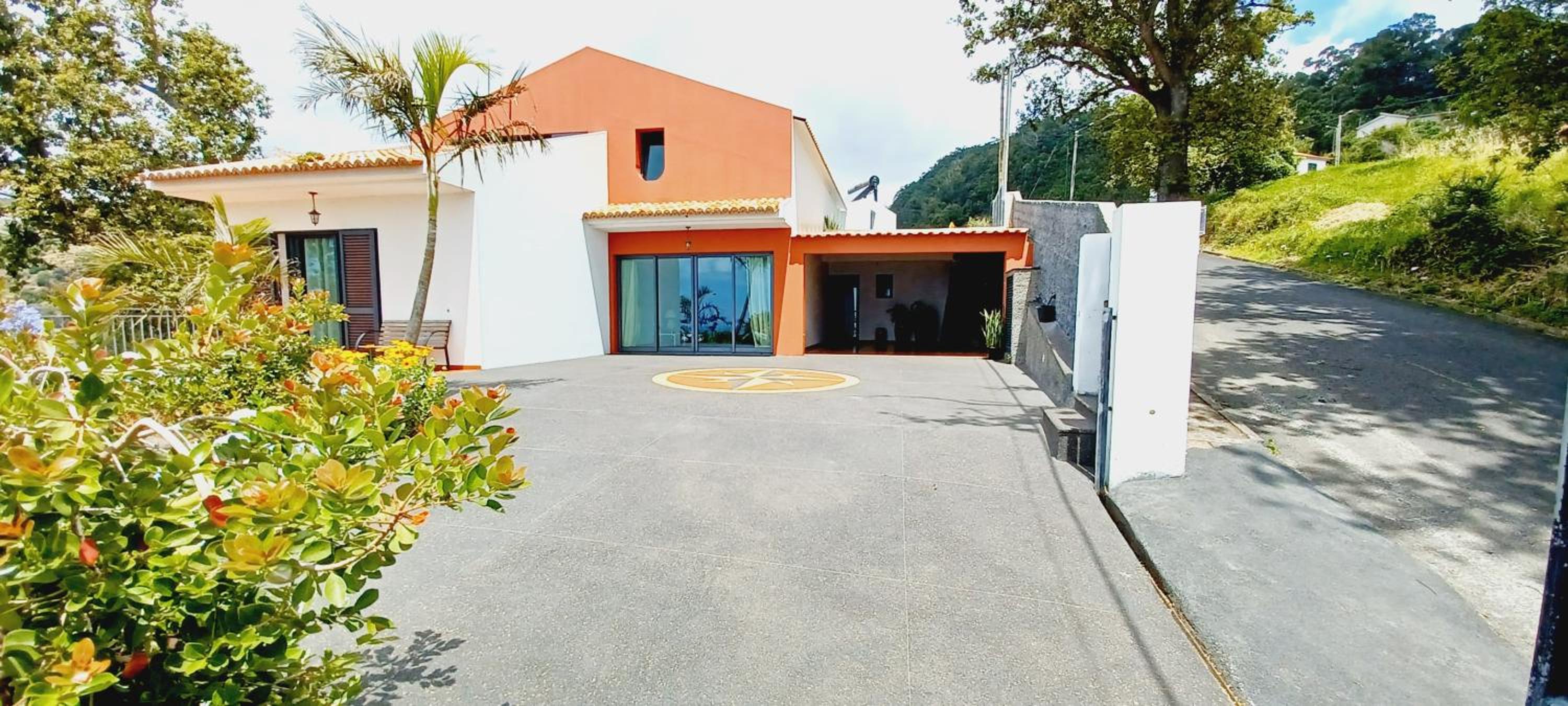 Villa with Sea View photo 3