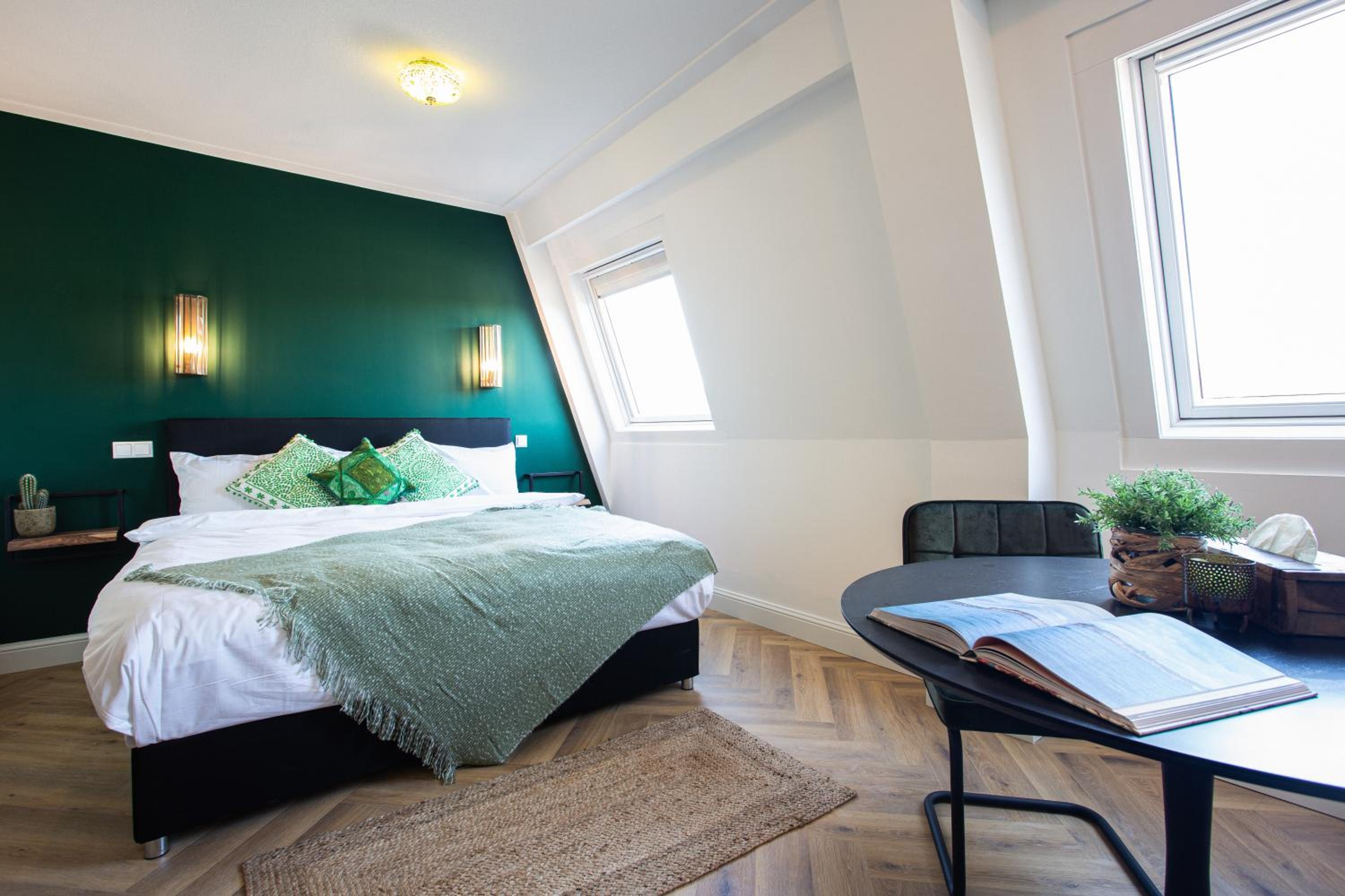 Deluxe Quadruple Room - Photo 2