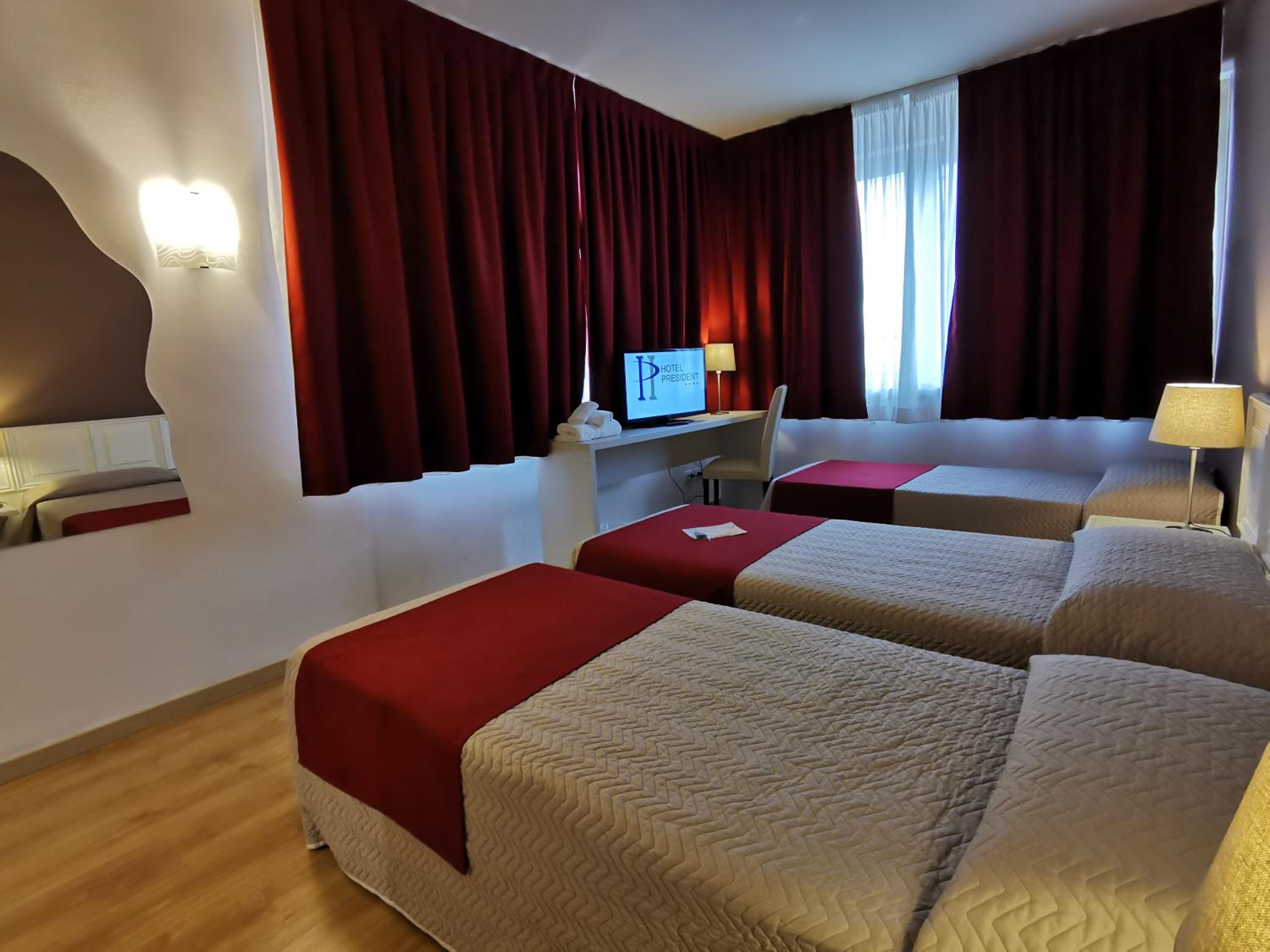 Standard Triple Room photo 3