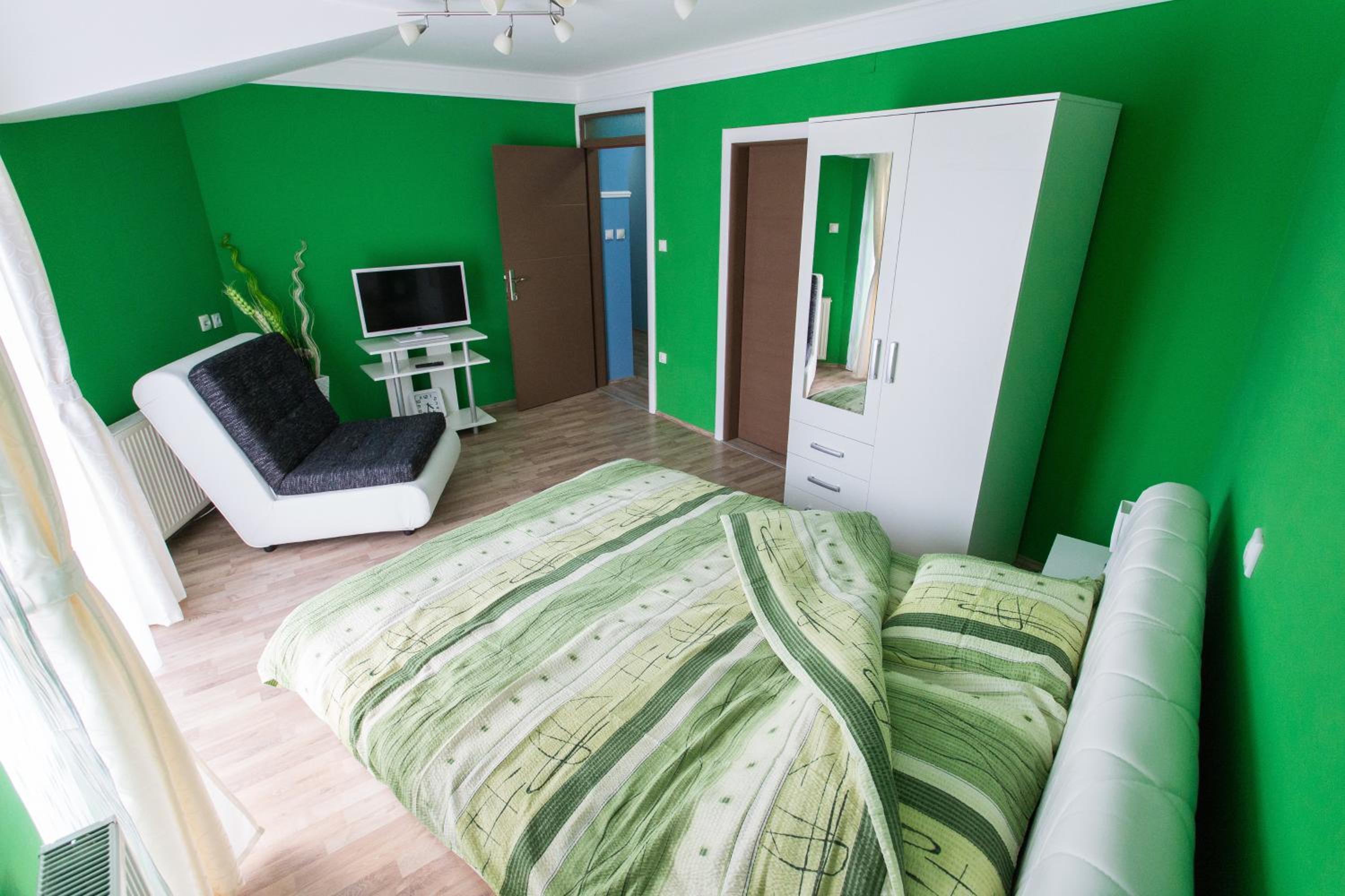 Triple Room photo 2
