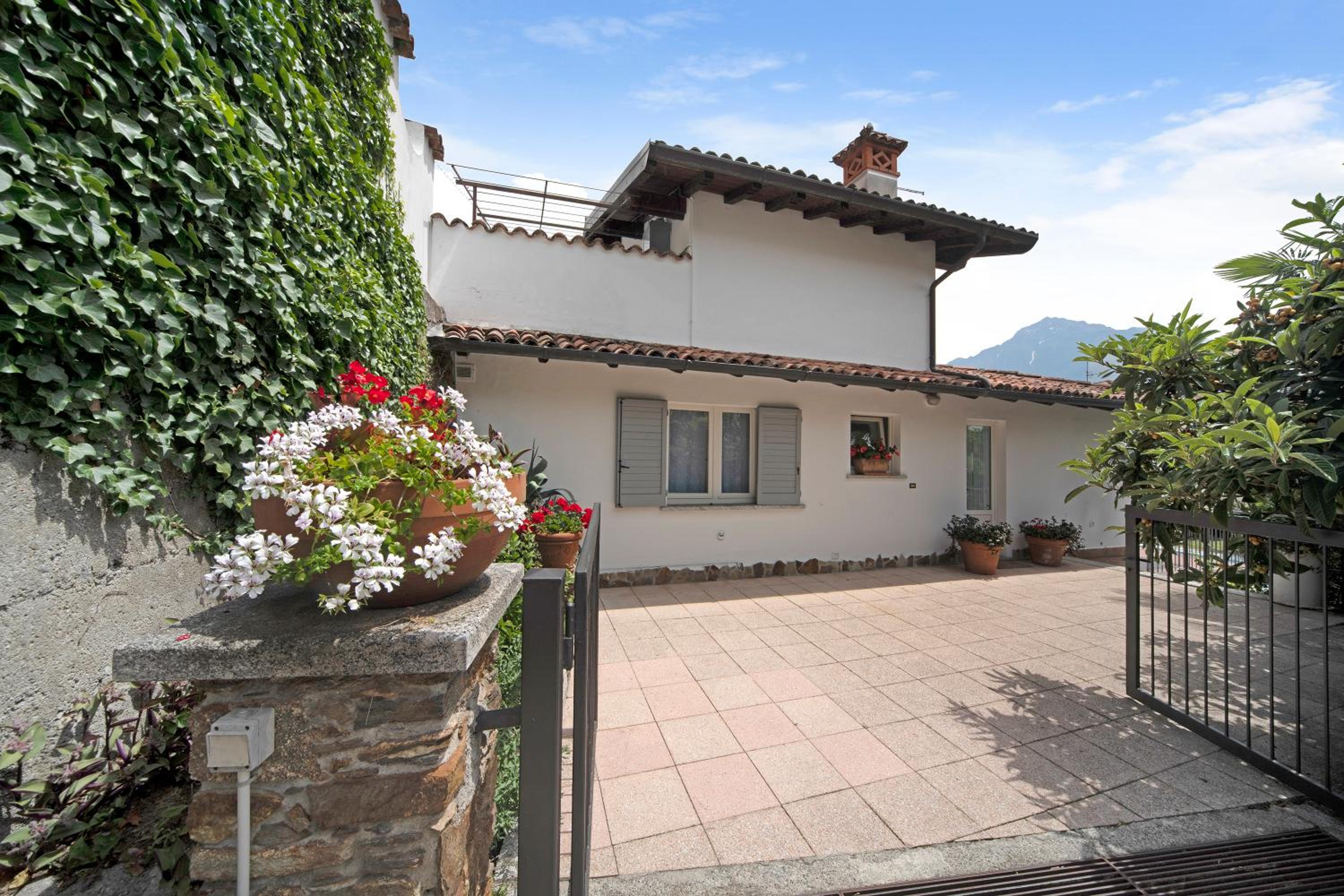 Villa with Garden View - Photo 21