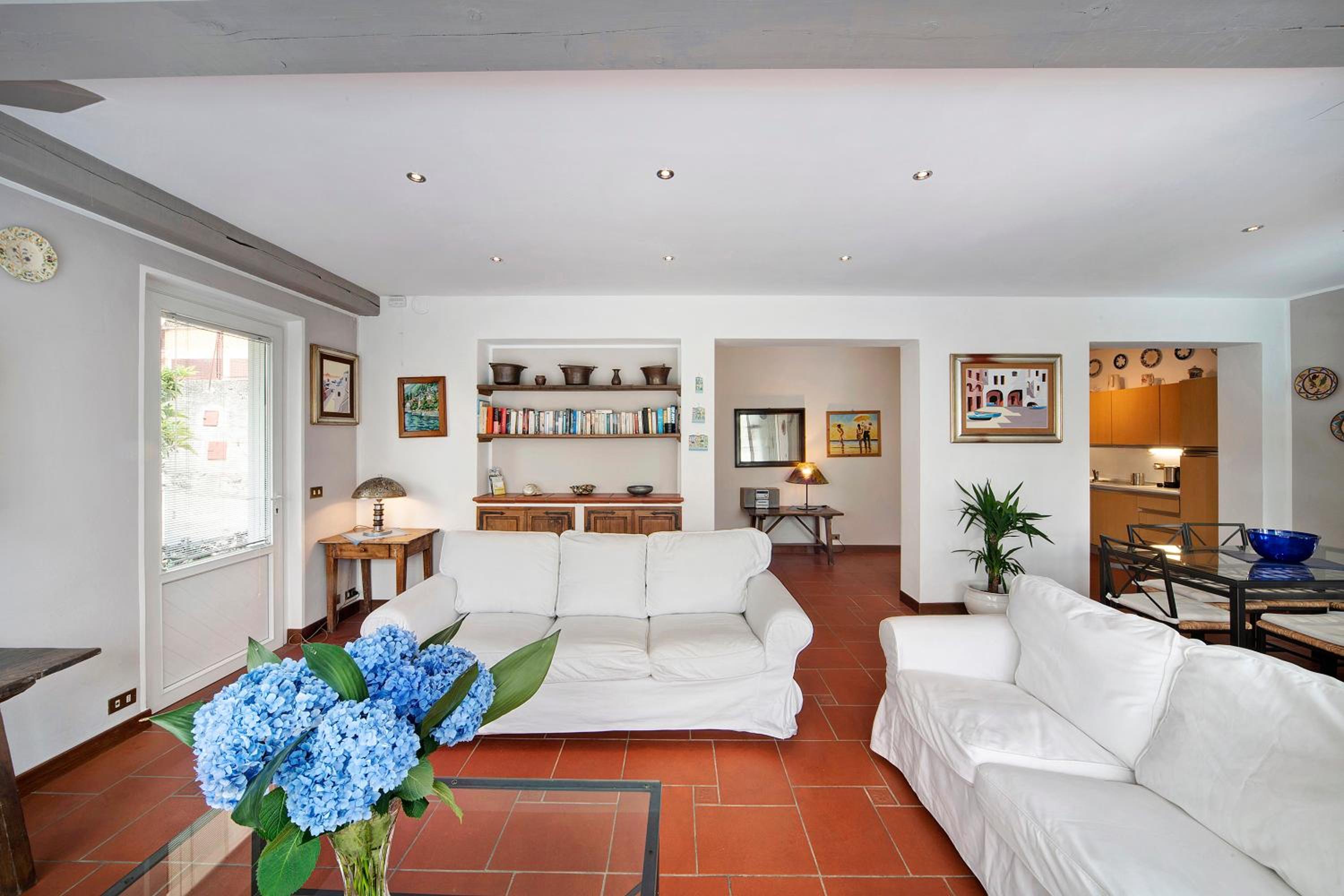 Villa with Garden View - Photo 1