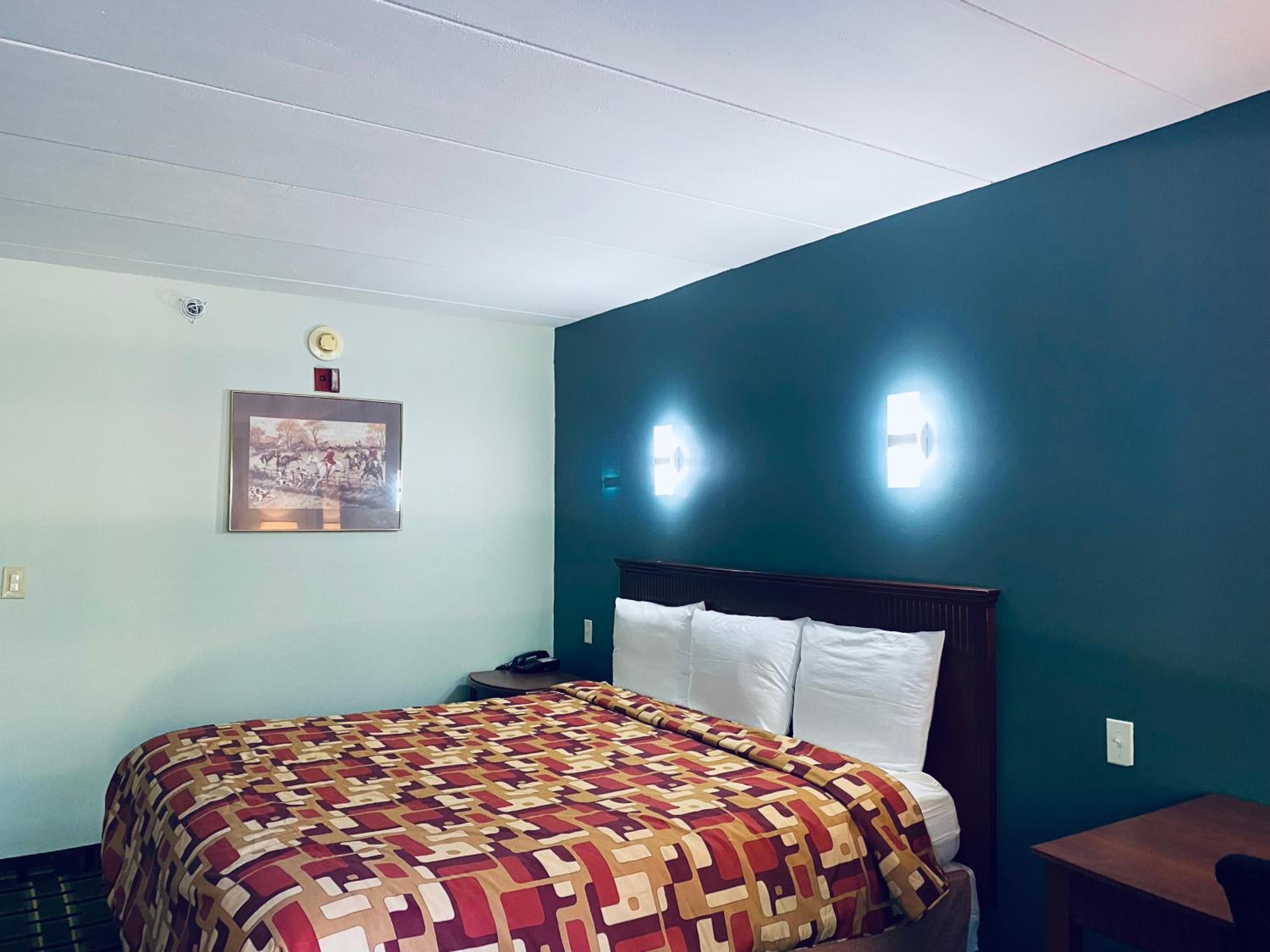 Excel Inn & Suites, Photo 2