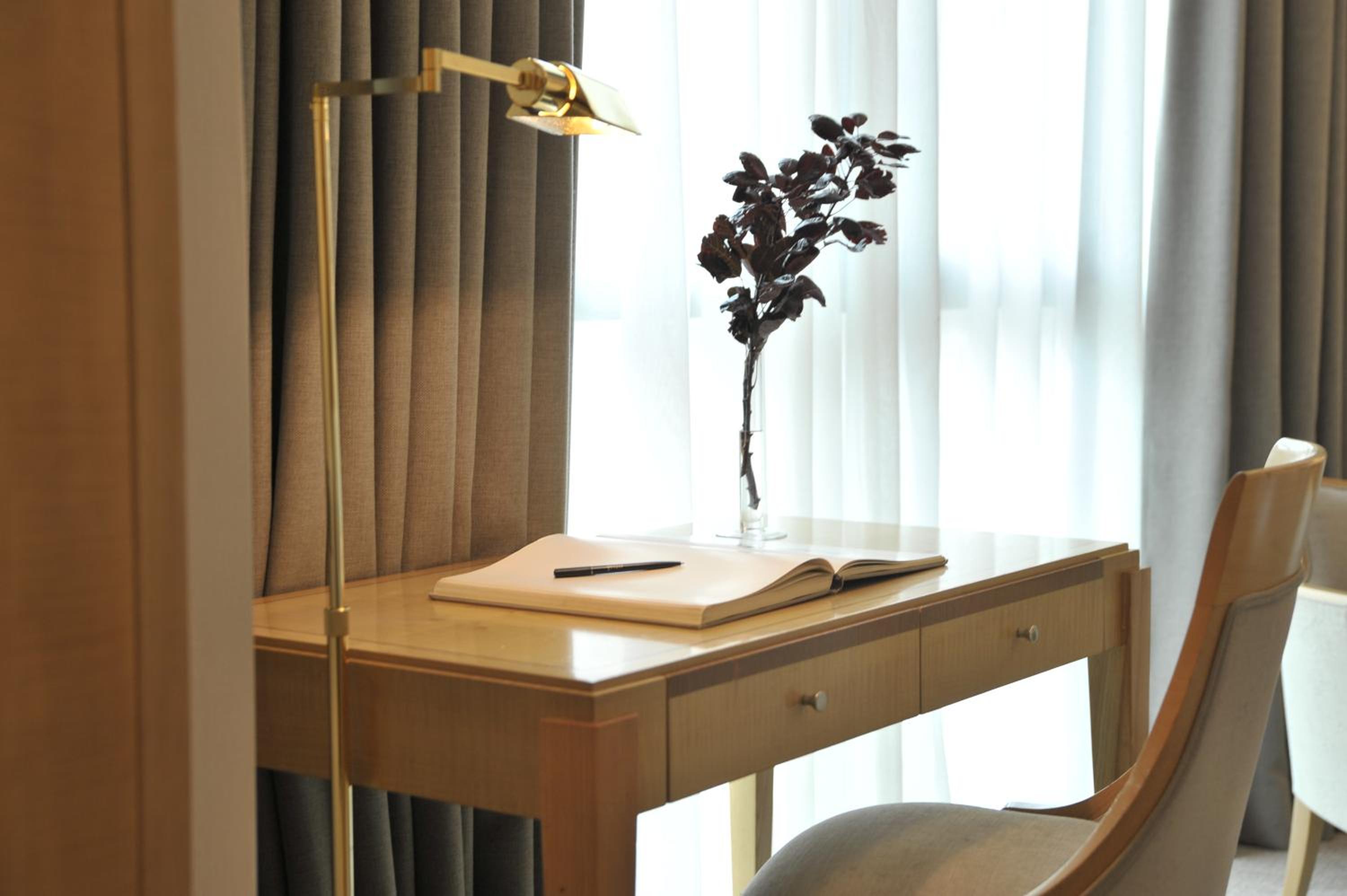 Executive Junior Suite - Photo 10