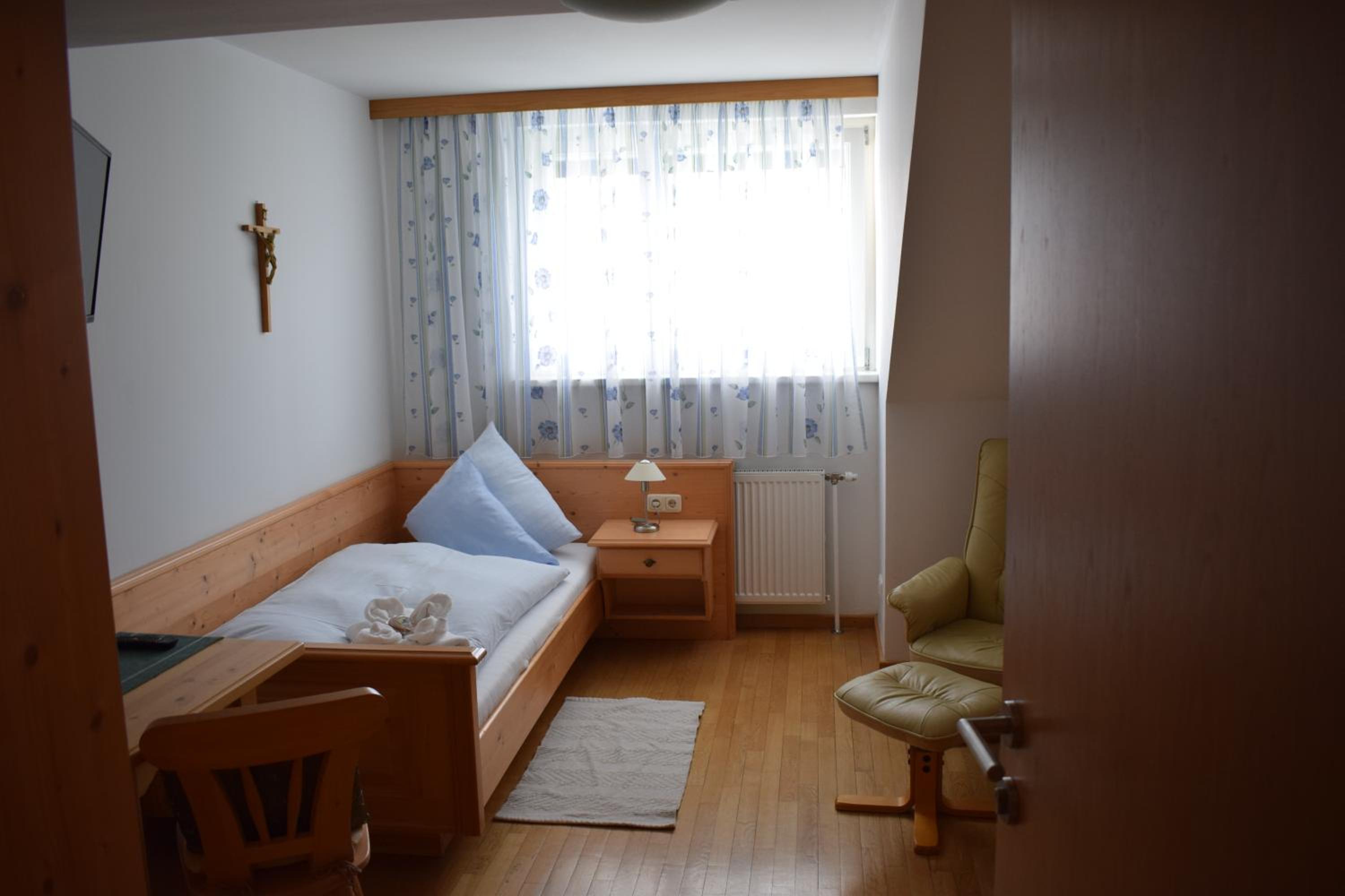 Single Room with Shower photo 1