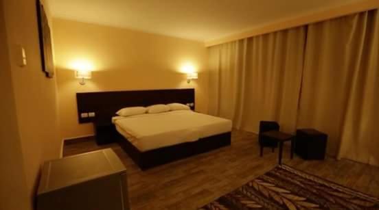 Standard Single Room with Mountain View photo 2