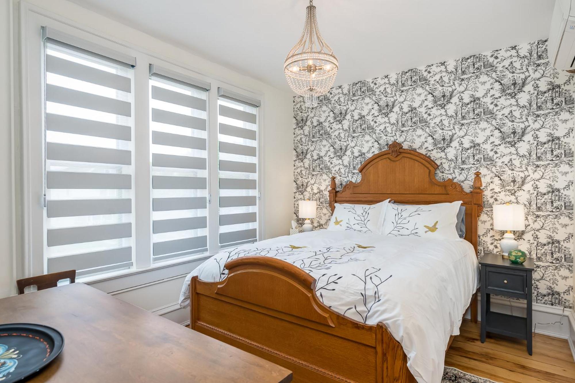 Deluxe Queen Room - Photo 1