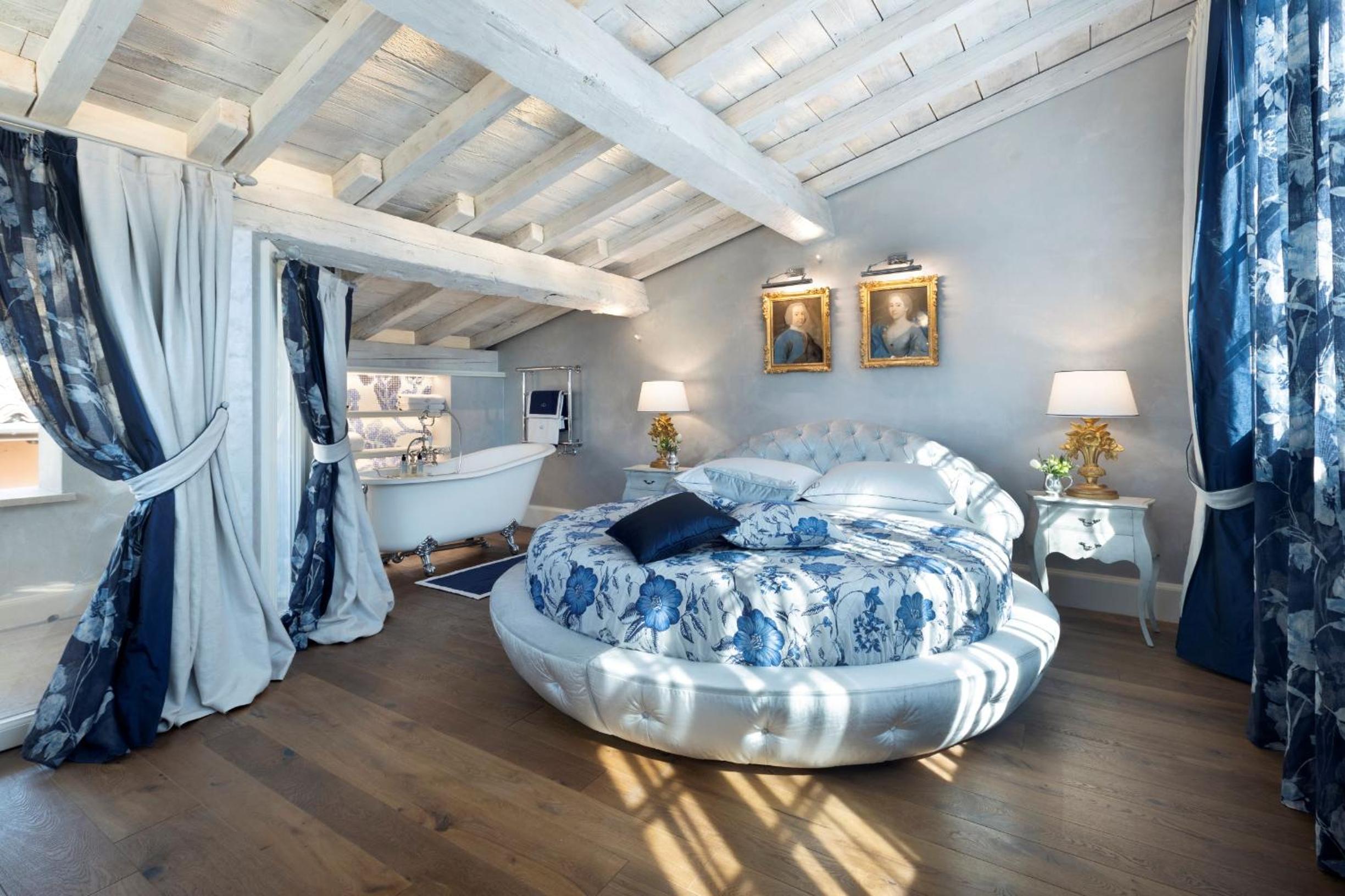 Suite with Terrace - Photo 1