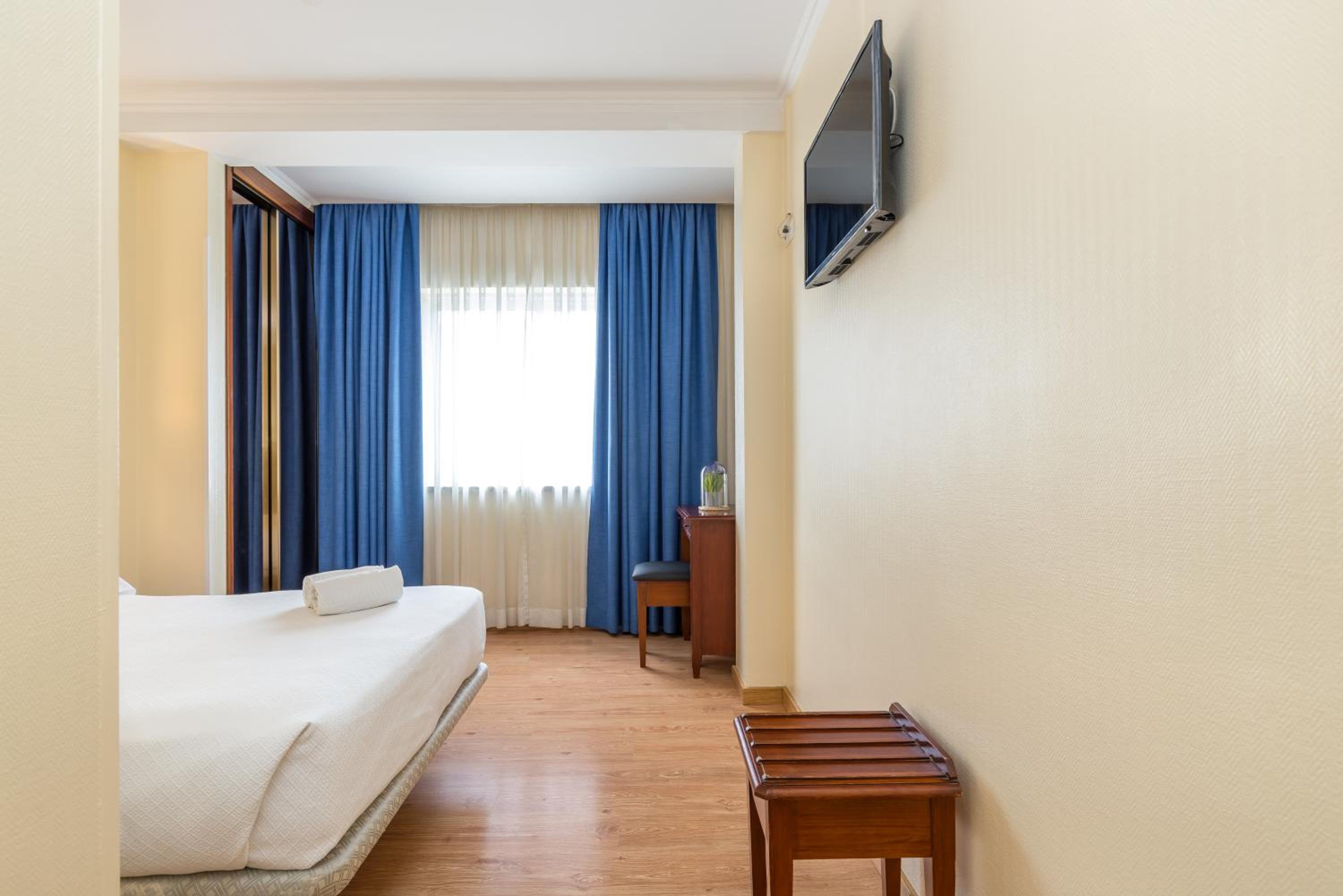 Double Room - Photo 1