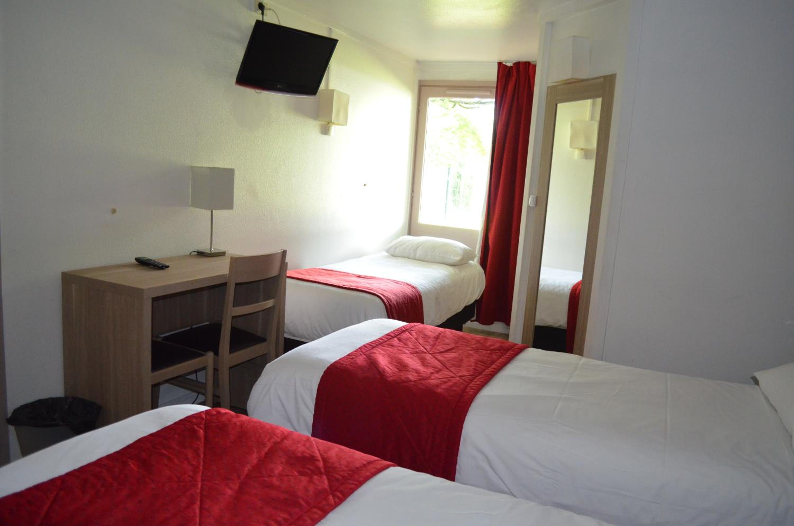 Classic Triple Room - Photo 5