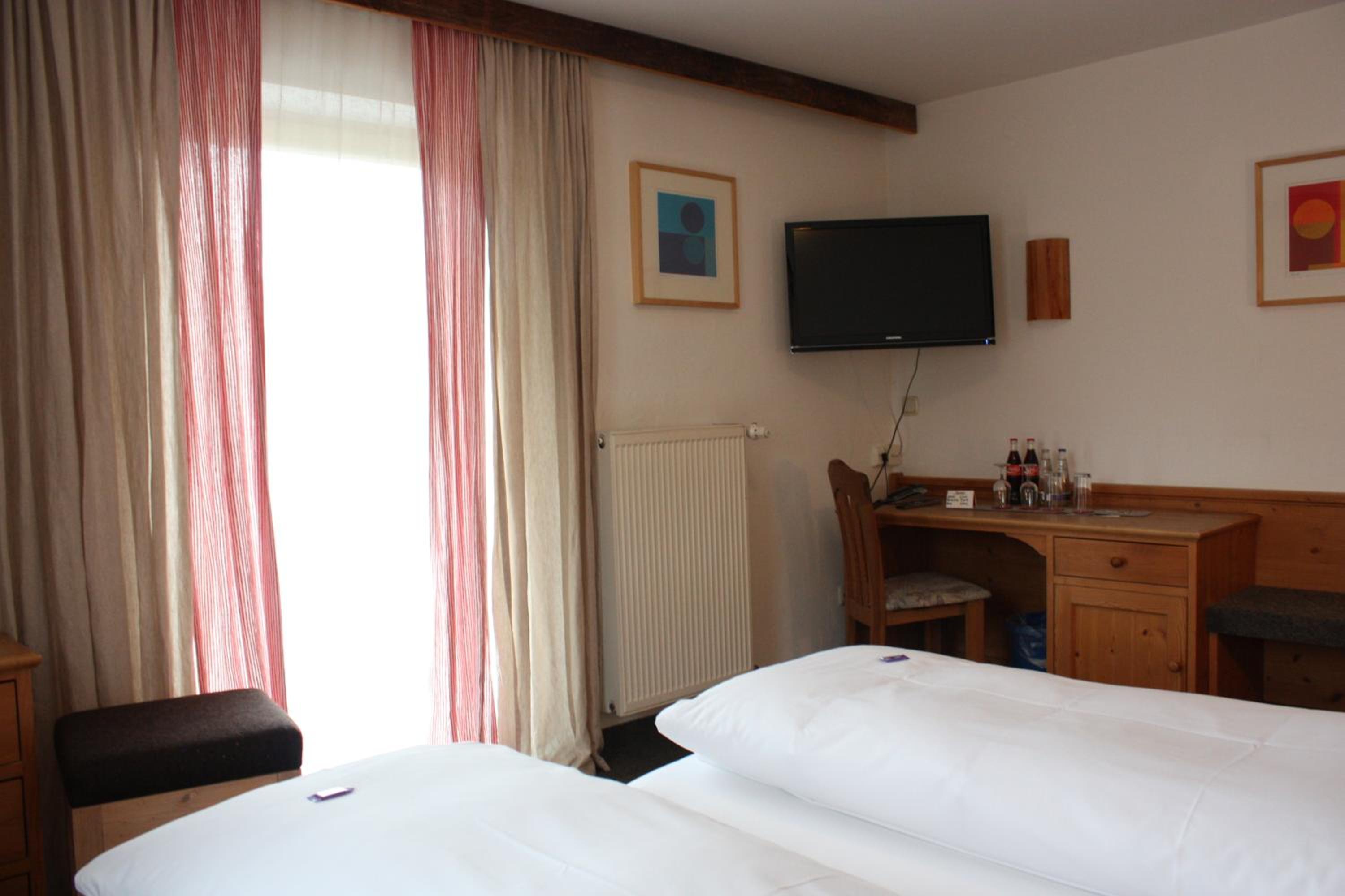 Double Room with Balcony photo 3