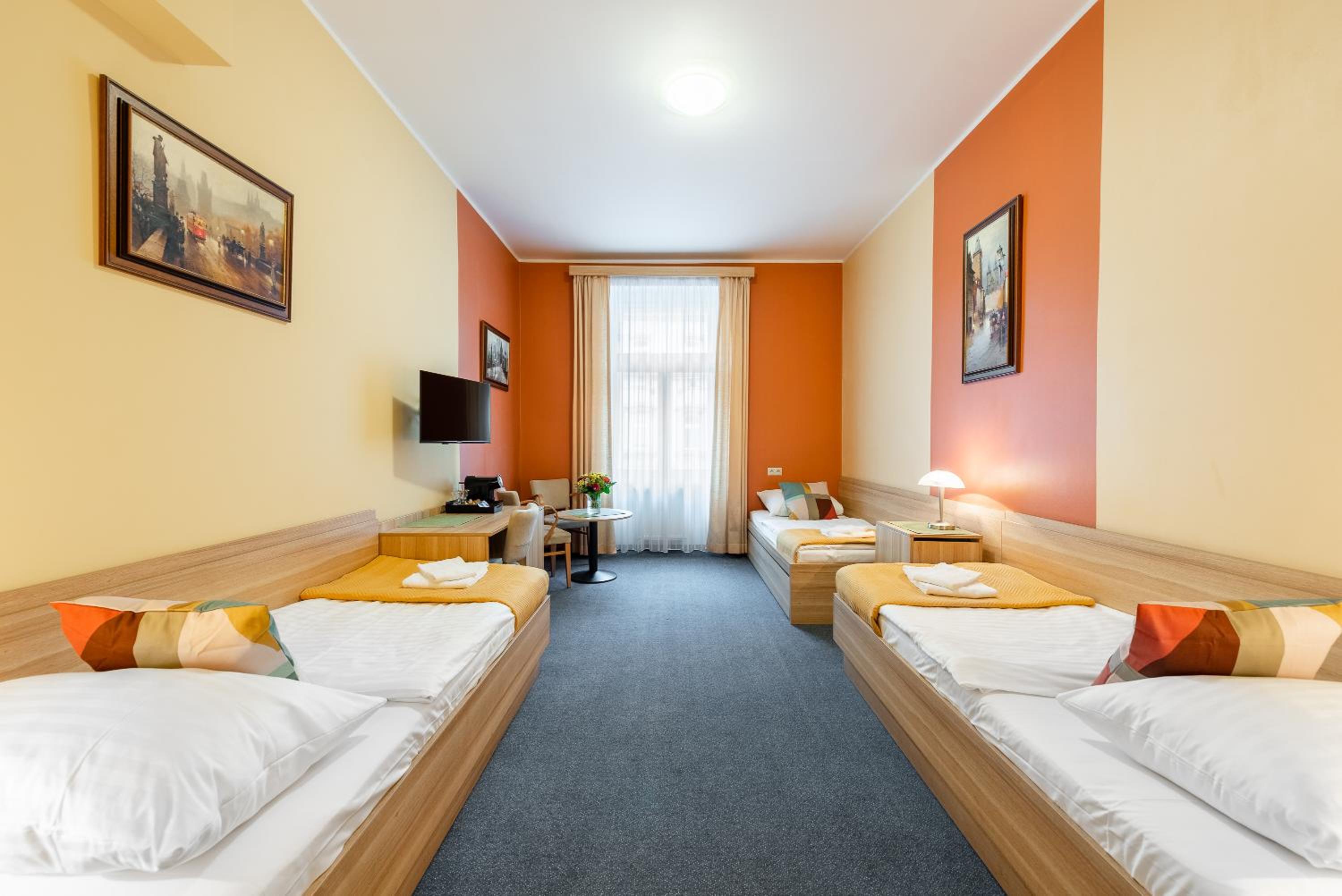Economy Quadruple Room