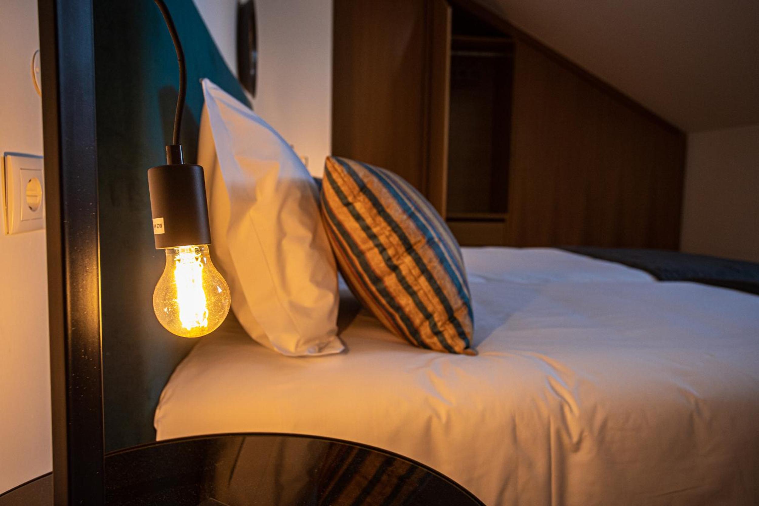 Standard Twin Room - Photo 1