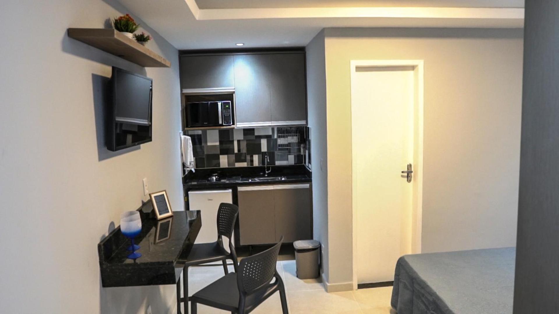 Studio Apartment - Photo 1