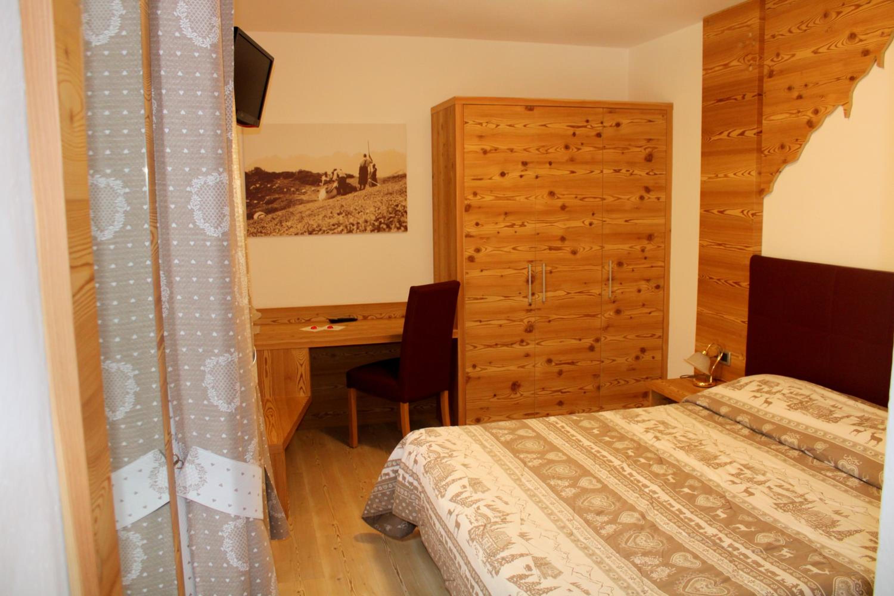 Double or Twin Room photo 1