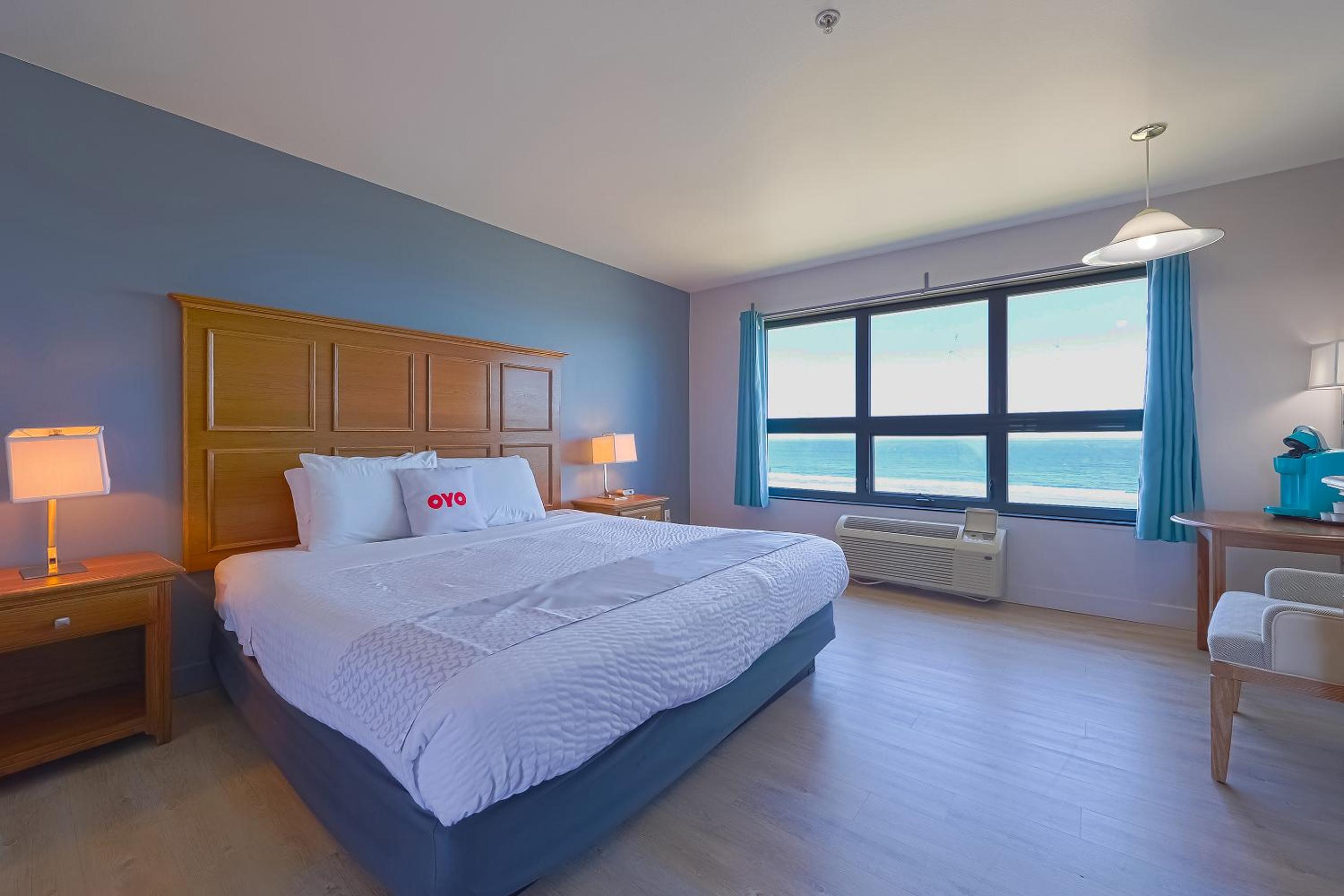 King Bed with Ocean view	 photo 1