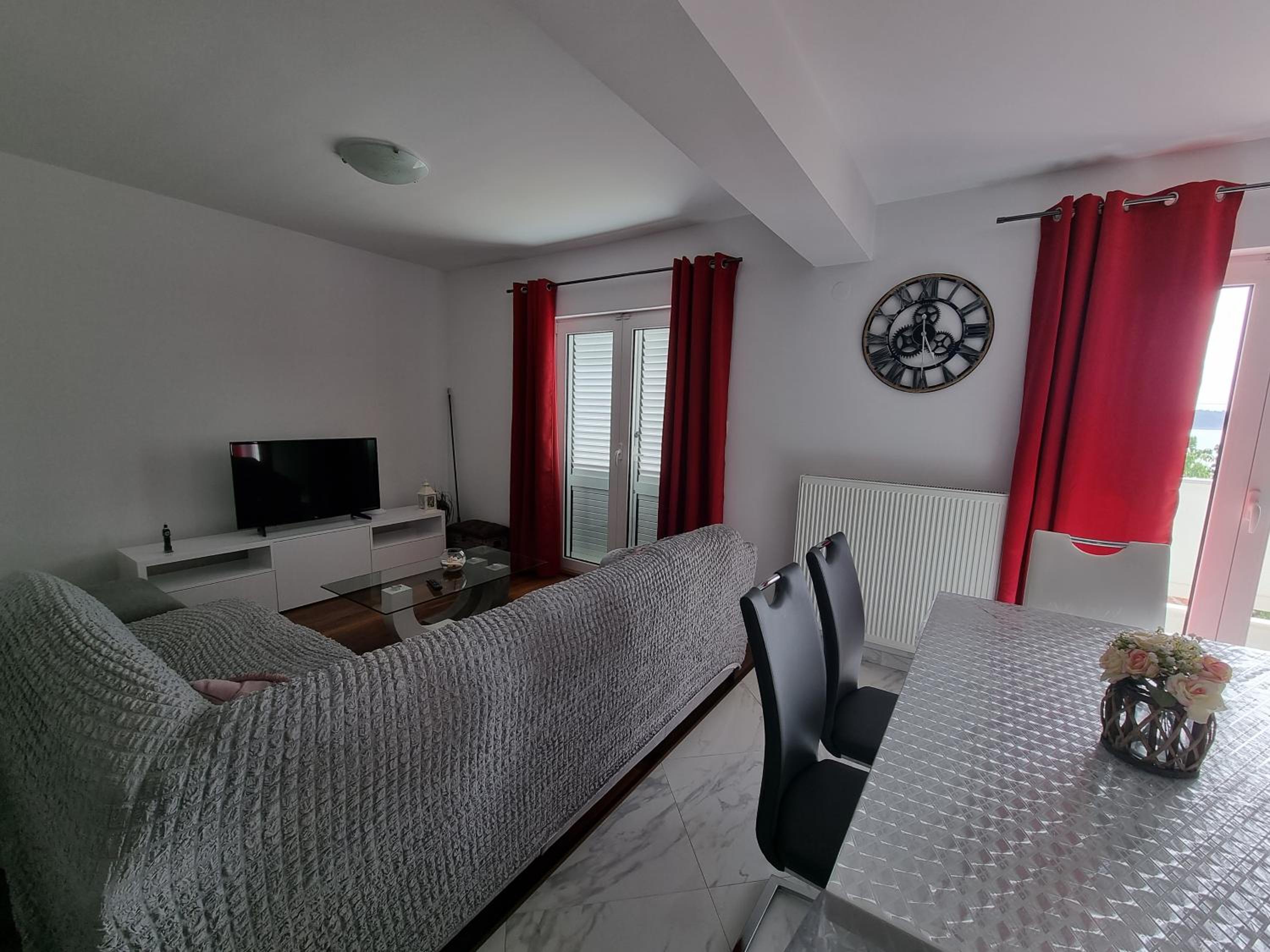 Apartment With Sea View