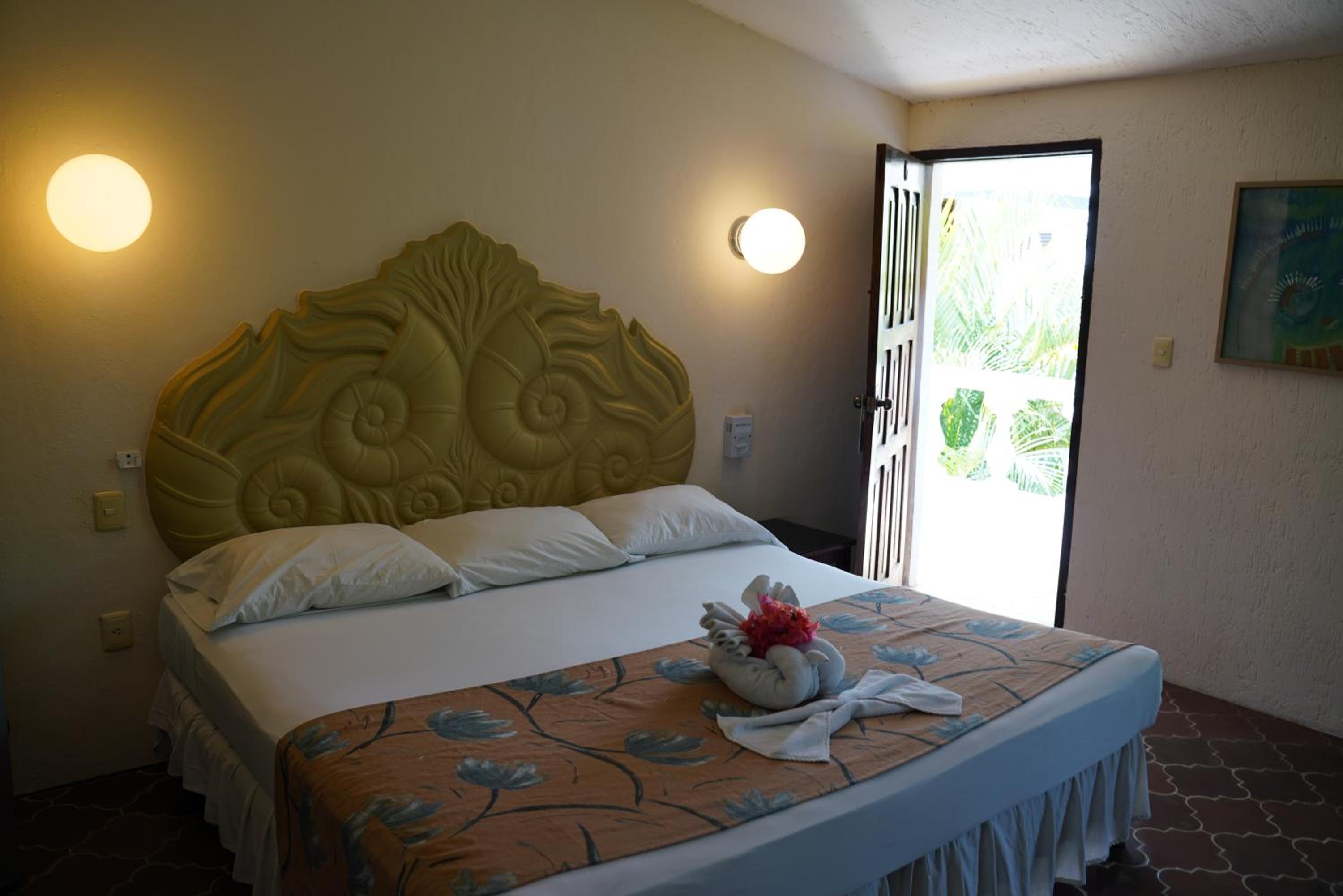 Standard  Room (no kitchen) - Photo 12