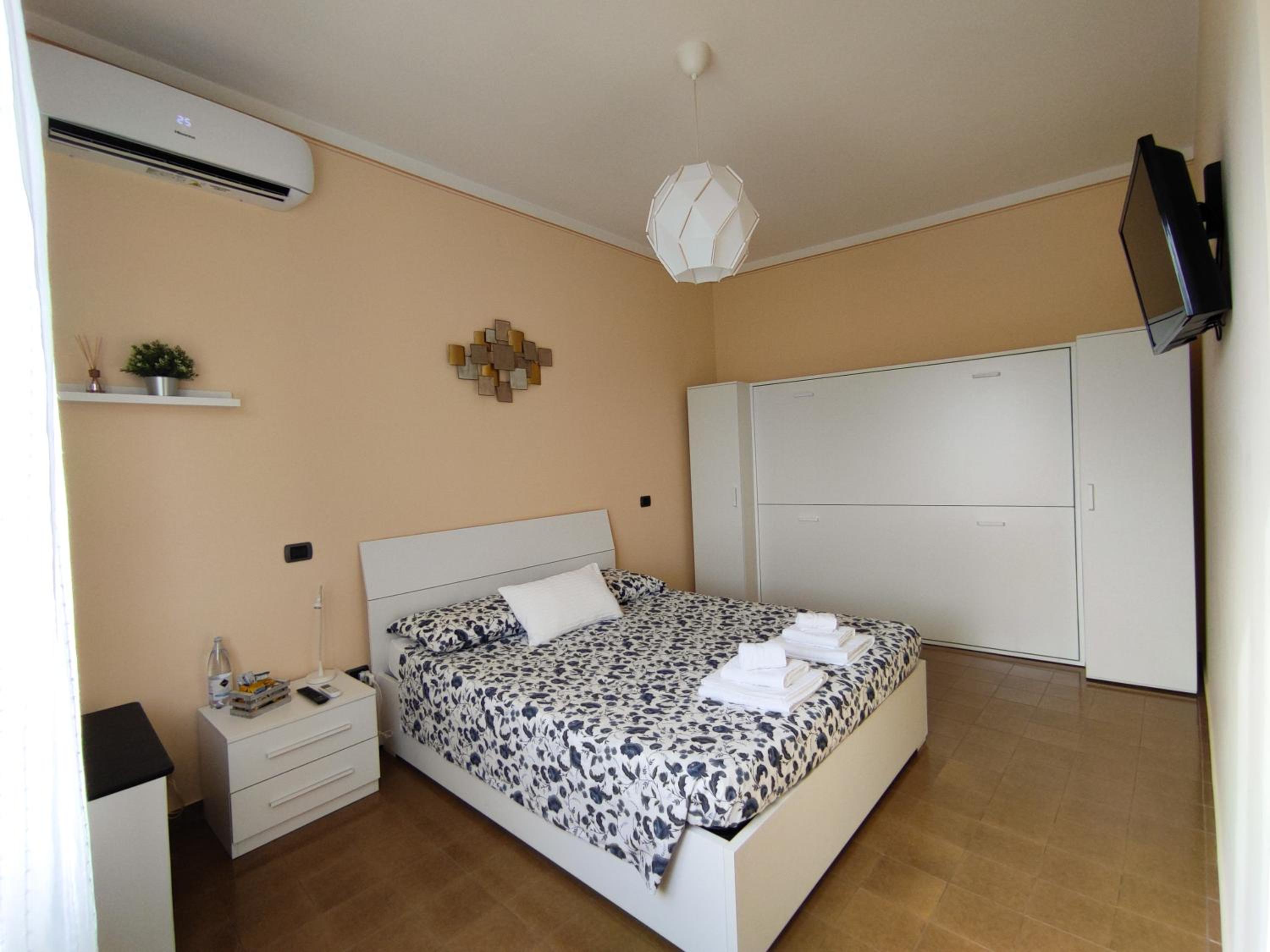 Double or Twin Room - Photo 2