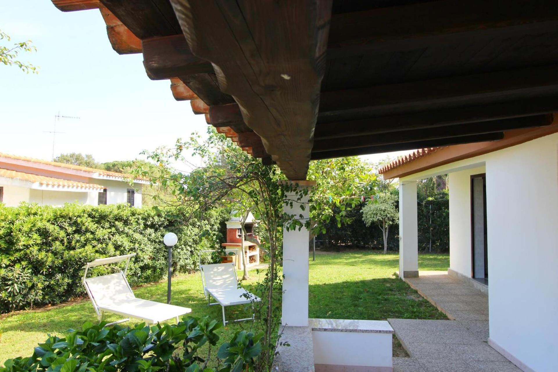 Three-Bedroom House photo 2