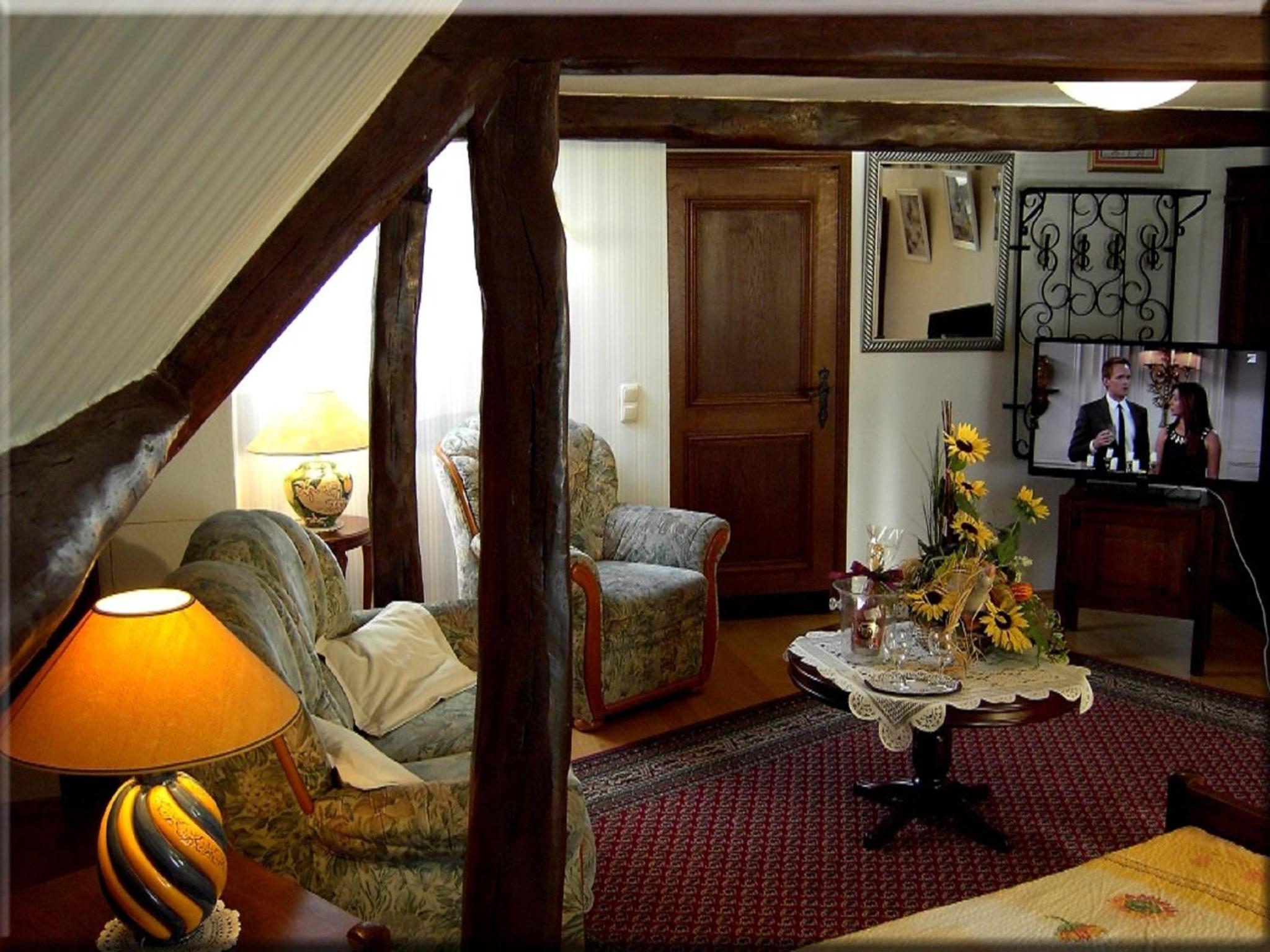 Suite - Photo 5