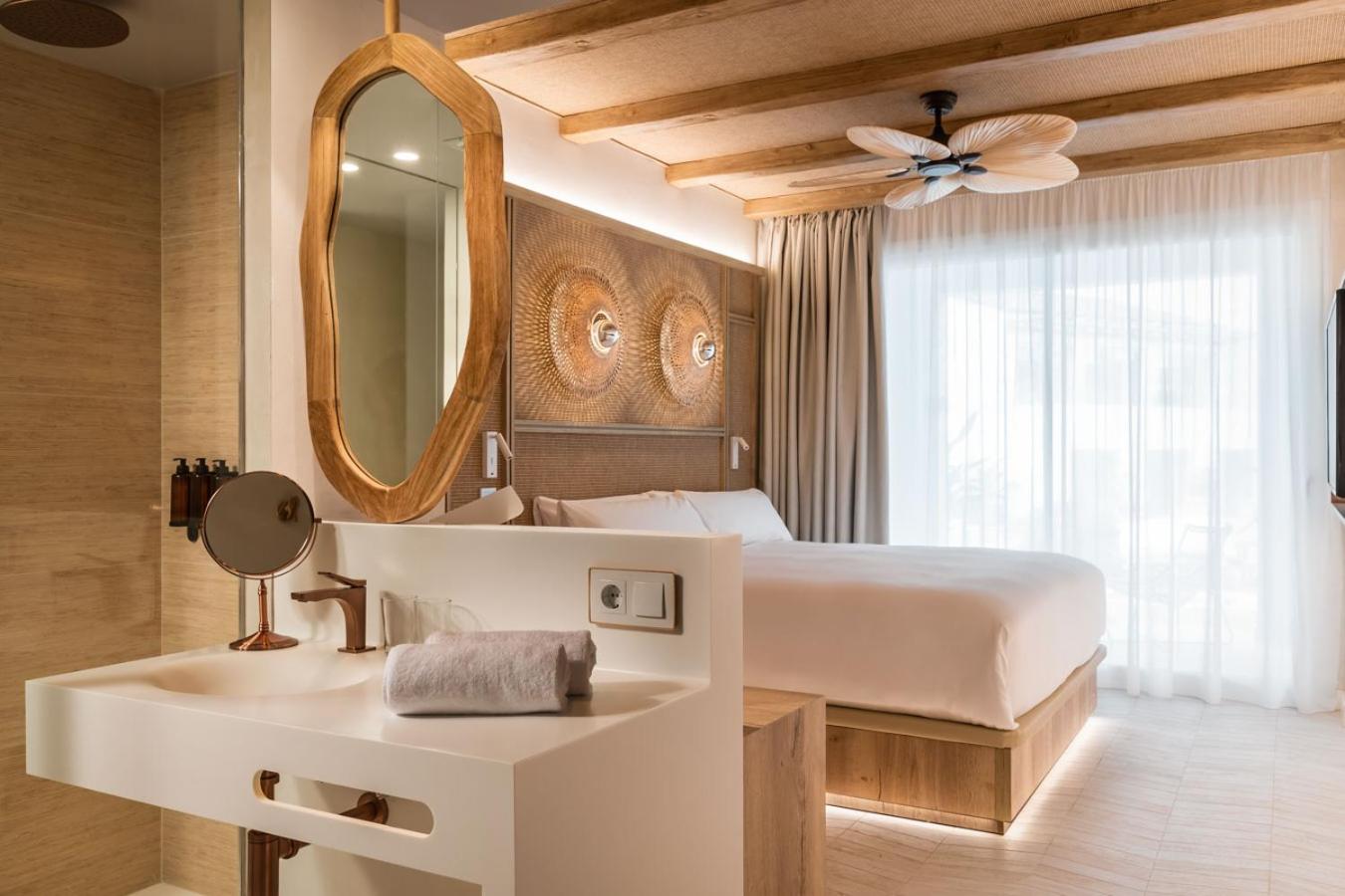 Double Room with Spa Bath