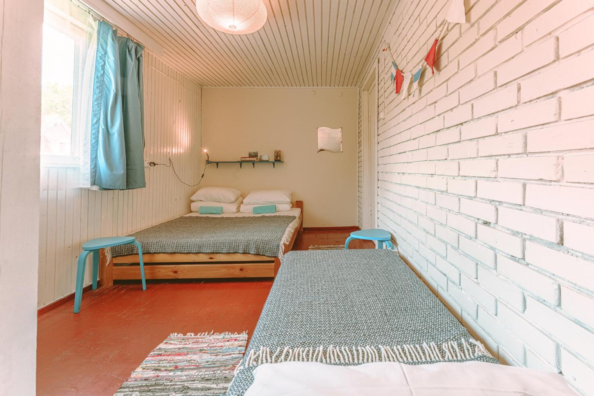 Quadruple Room with Balcony - Photo 5