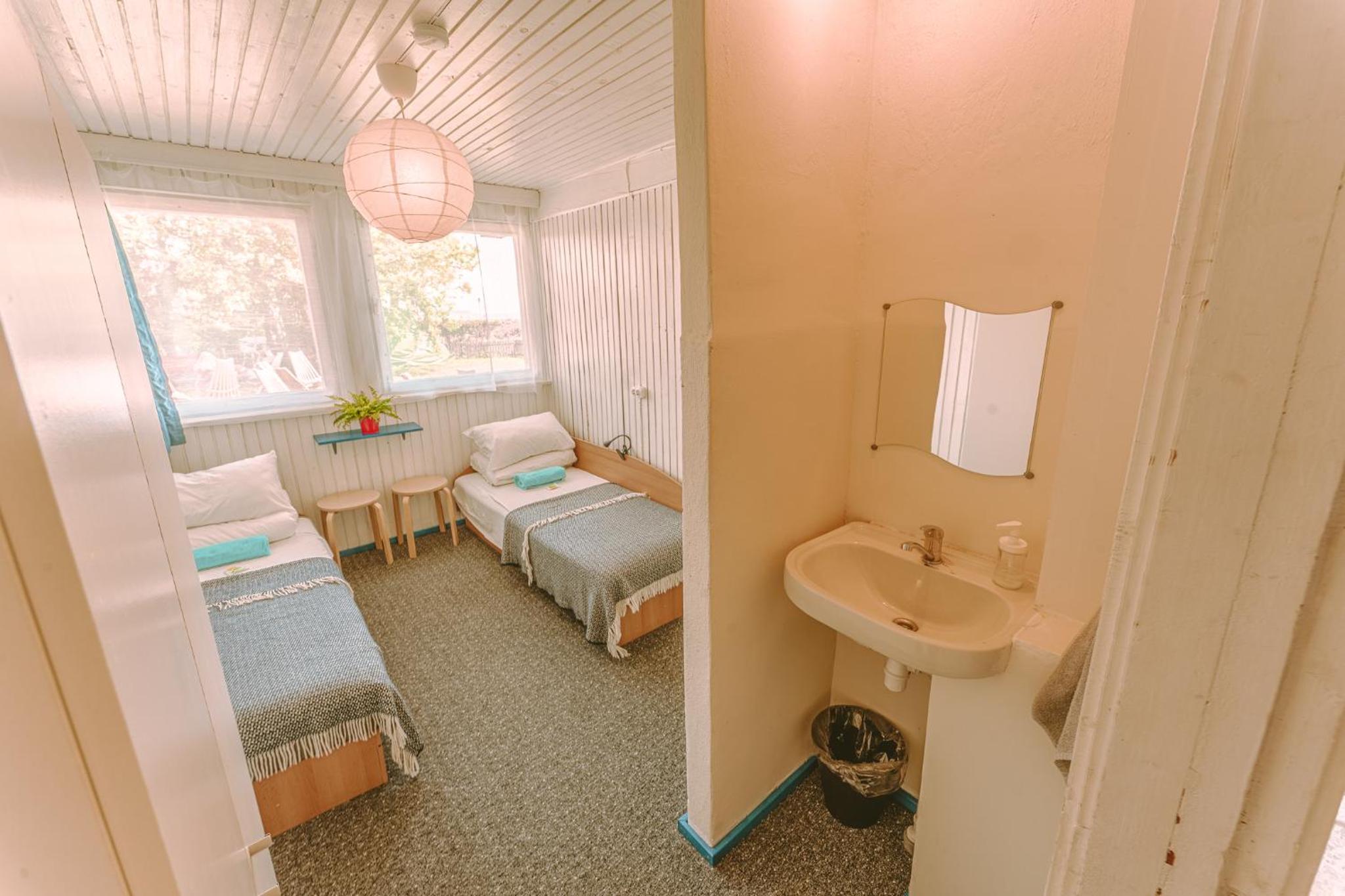 Twin Room with Shared Bathroom photo 2
