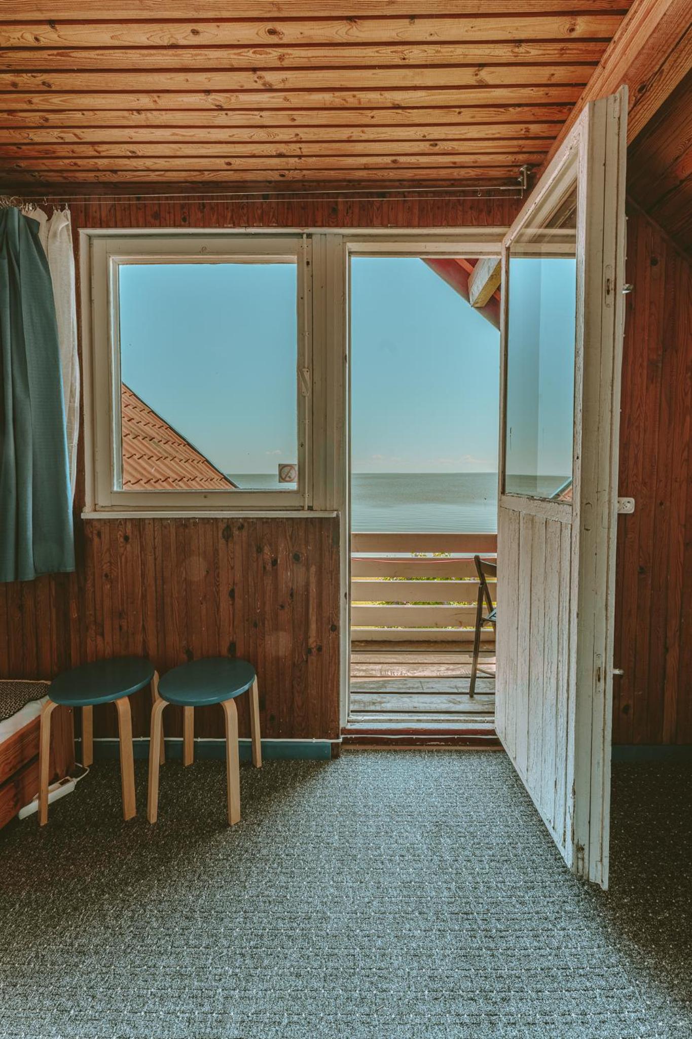 Quadruple Room with Balcony - Photo 3