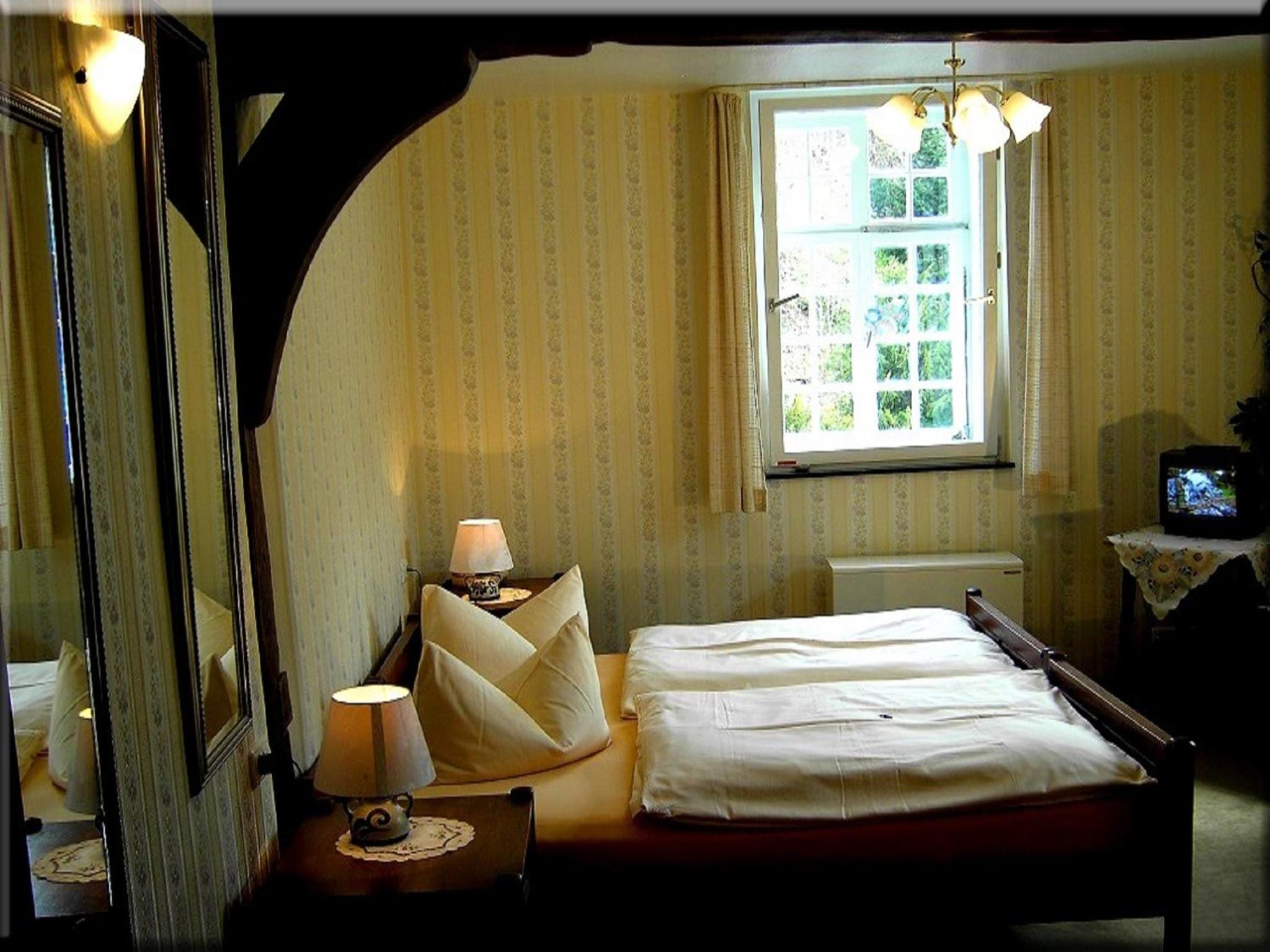 Double Room - Photo 9
