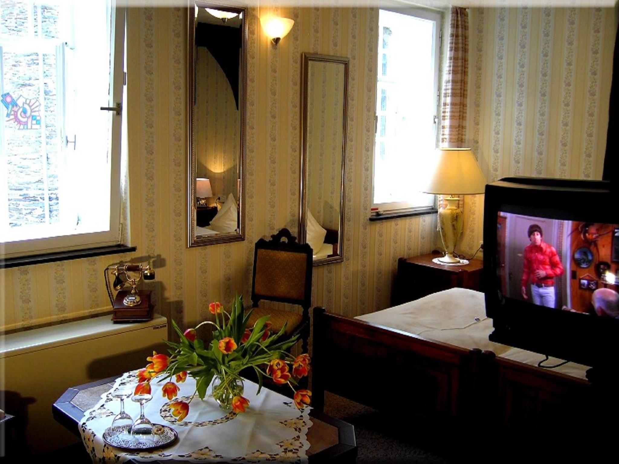 Double Room - Photo 7