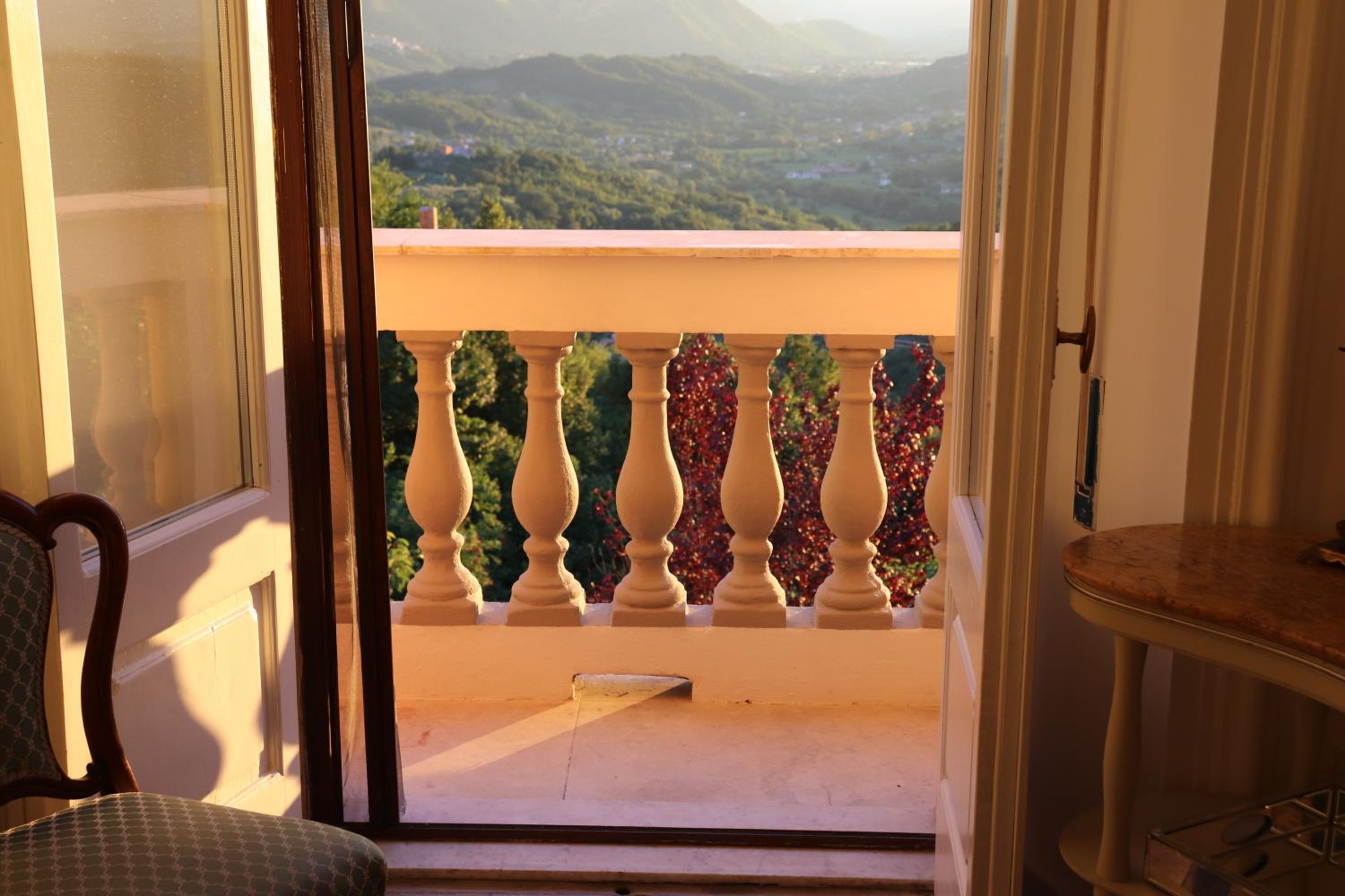 Double Room with Terrace - Photo 3