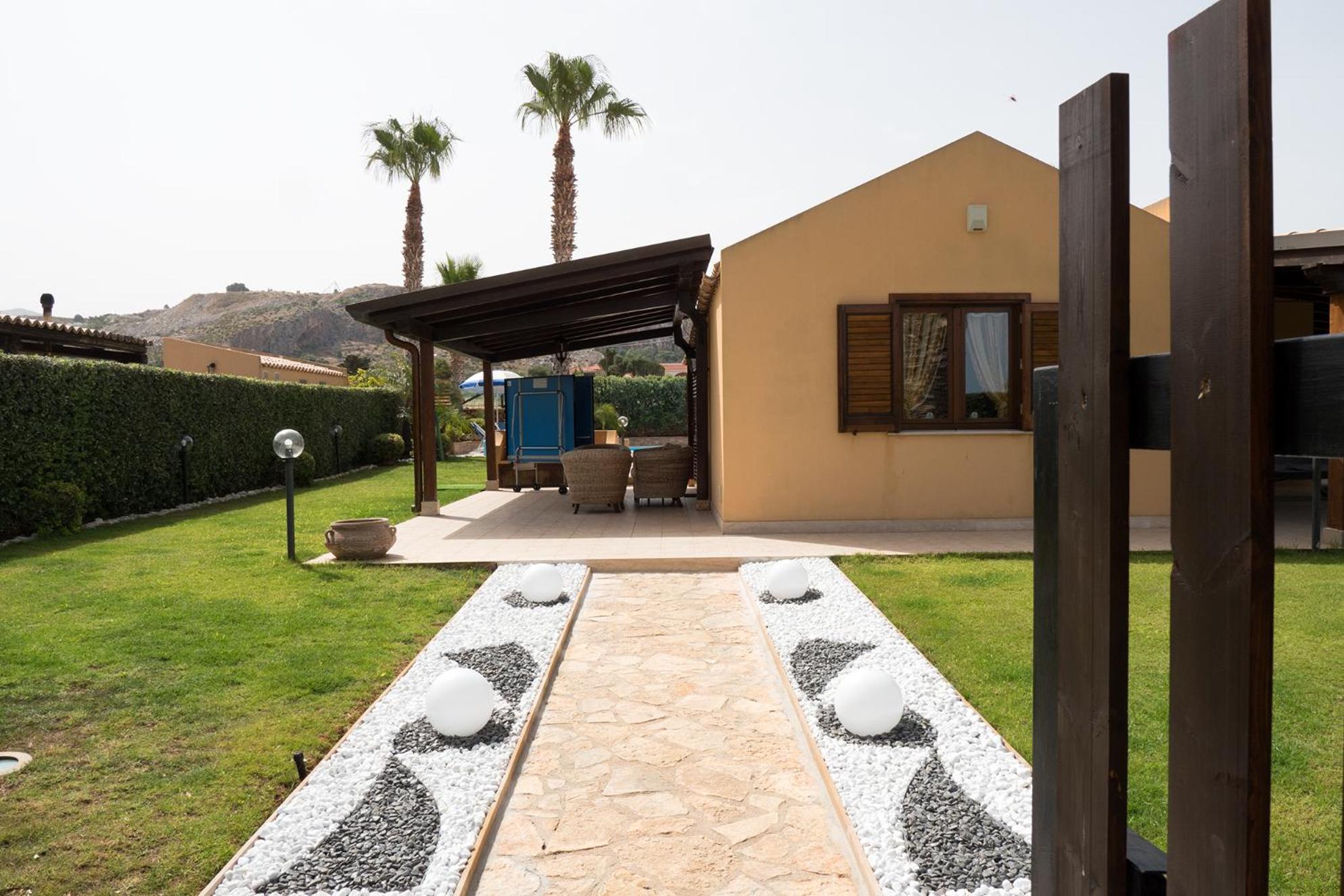 Villa with Private Pool photo 2